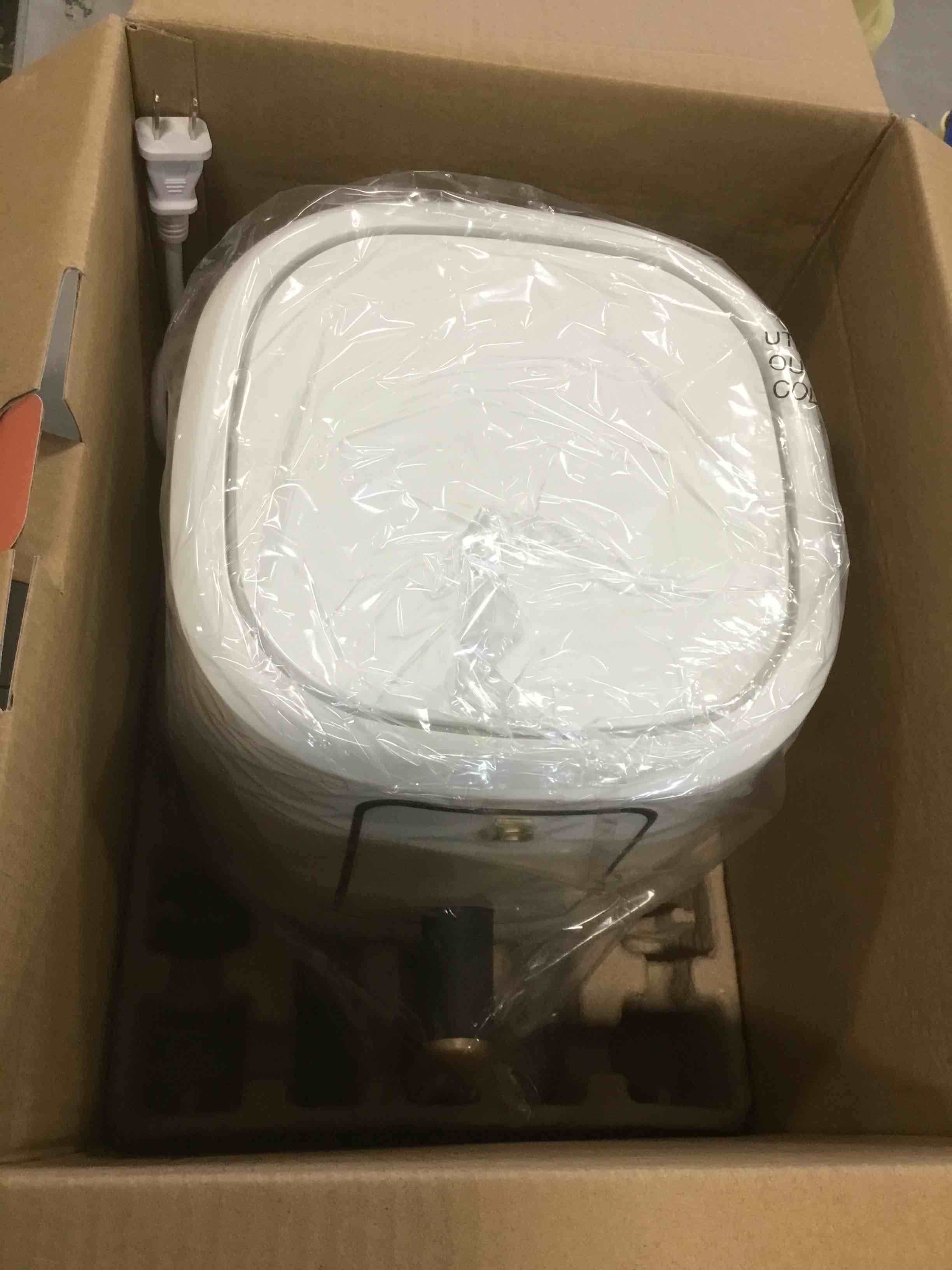 https://s3.amazonaws.com/lotting-images-prod/bidfta/BLU5985484_1708705222845.jpeg