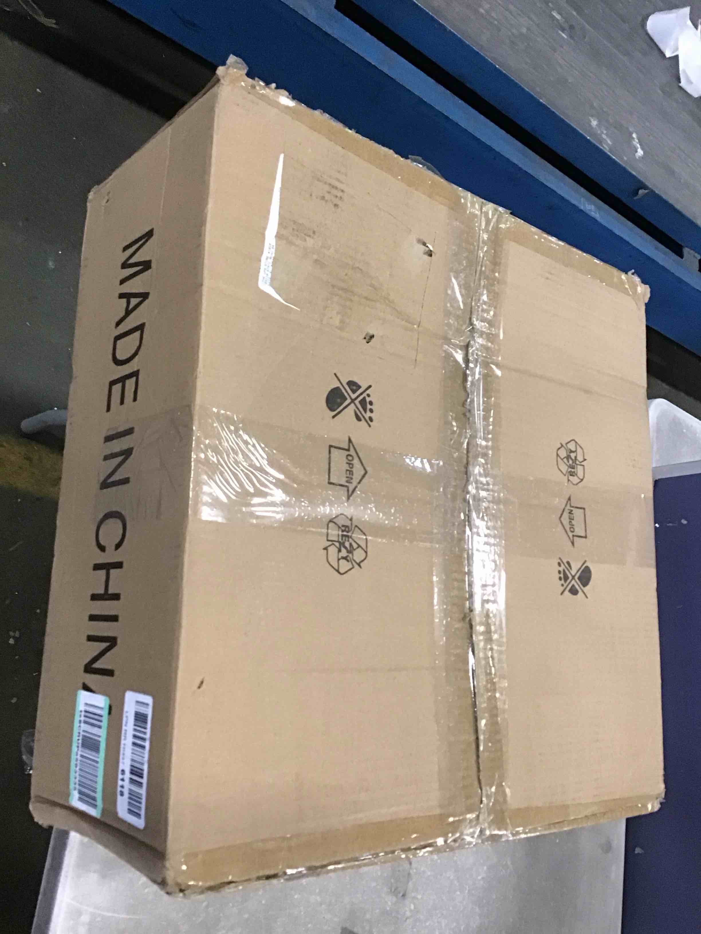 https://s3.amazonaws.com/lotting-images-prod/bidfta/BLU5986807_1710950350895.jpeg
