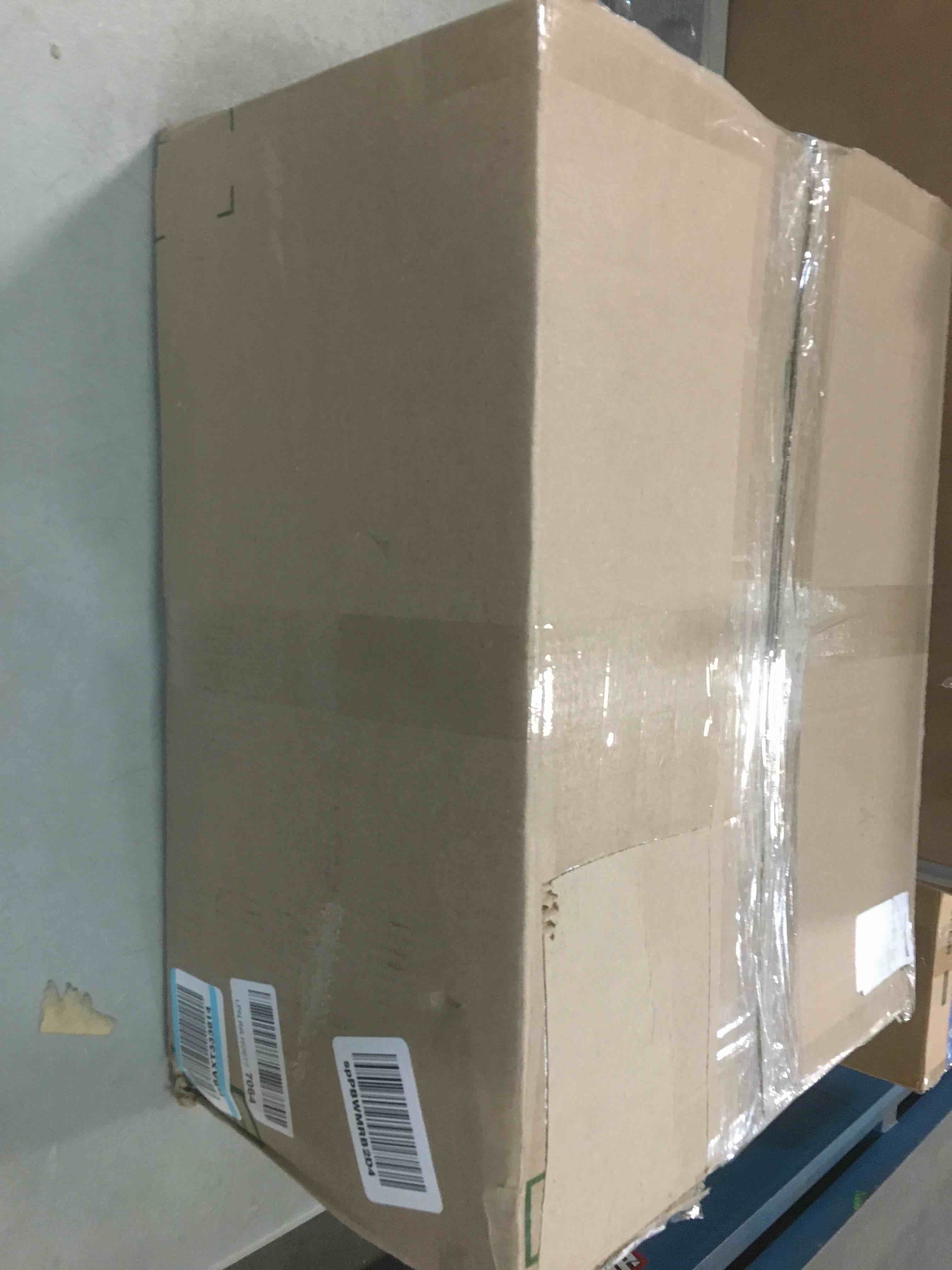 https://s3.amazonaws.com/lotting-images-prod/bidfta/BLU5987066_1708440453052.jpeg