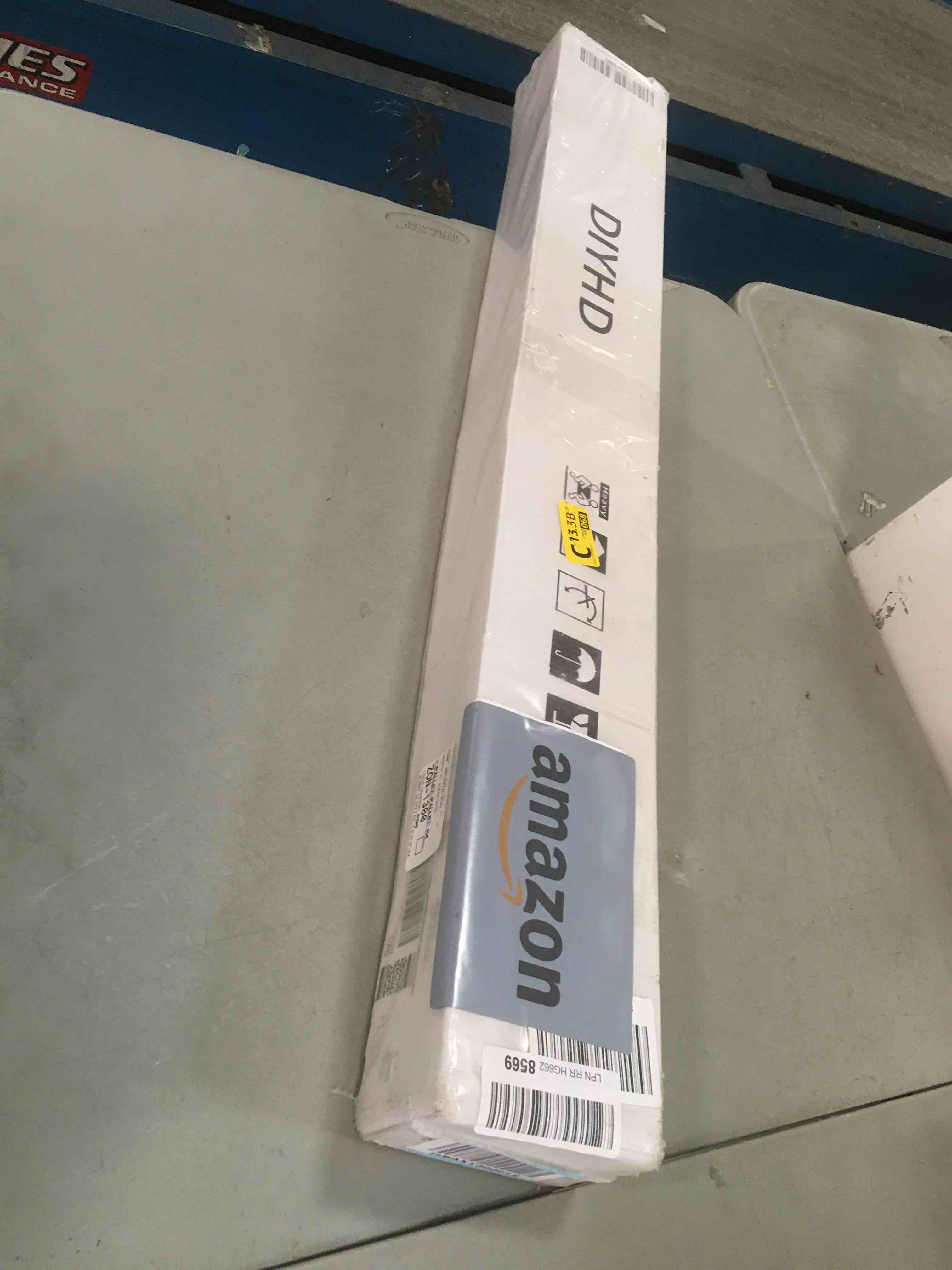 https://s3.amazonaws.com/lotting-images-prod/bidfta/BLU5987447_1708548029372.jpeg
