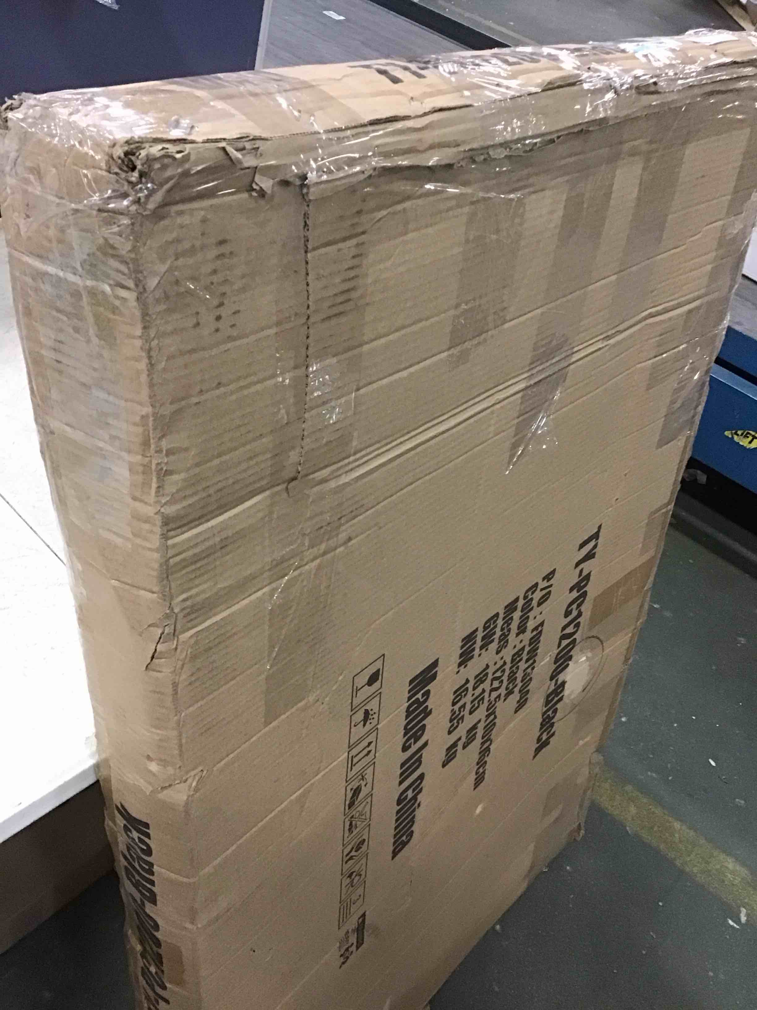 https://s3.amazonaws.com/lotting-images-prod/bidfta/BLU5987620_1708626412245.jpeg