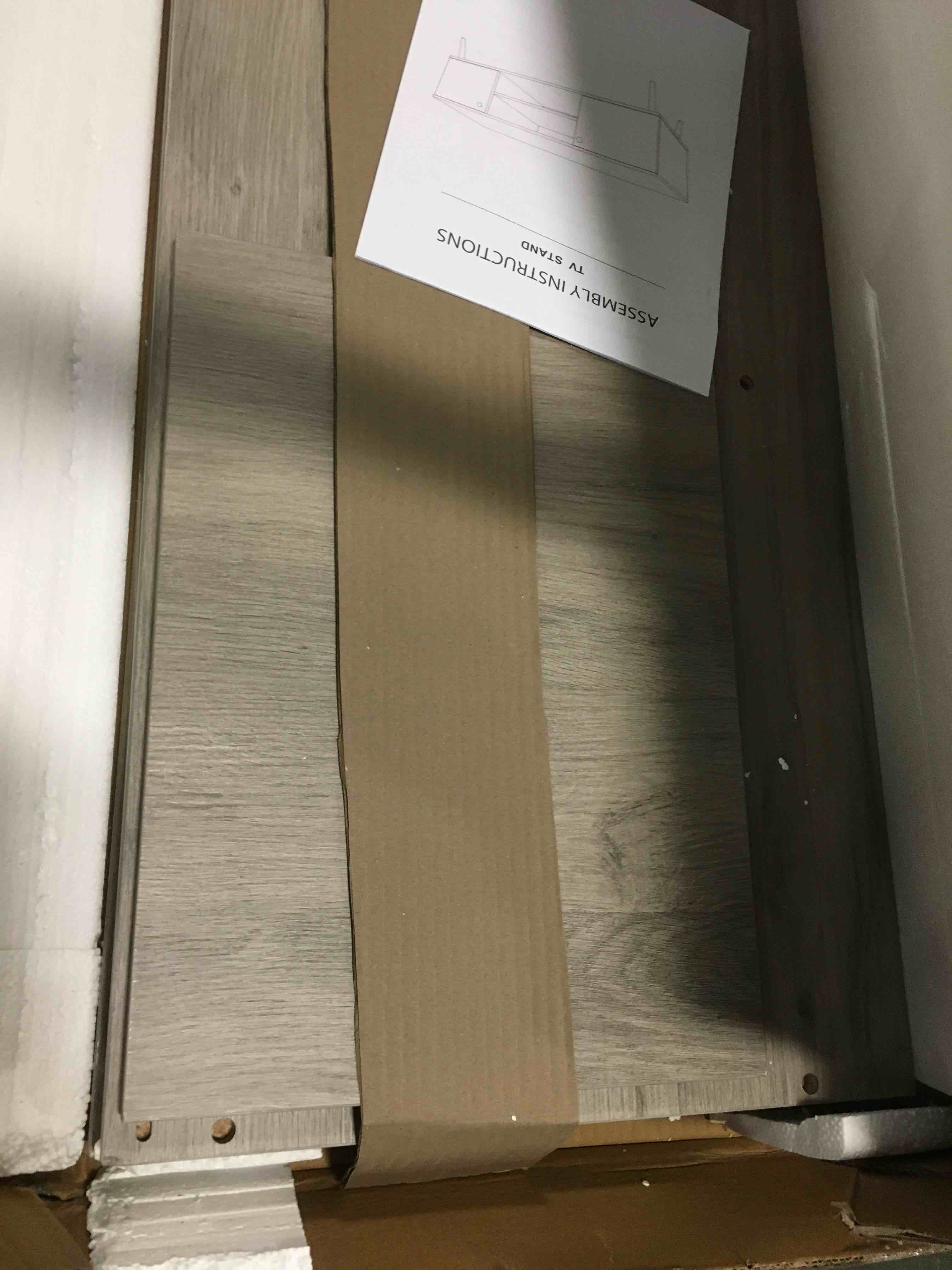 https://s3.amazonaws.com/lotting-images-prod/bidfta/BLU5987770_1708696800902.jpeg