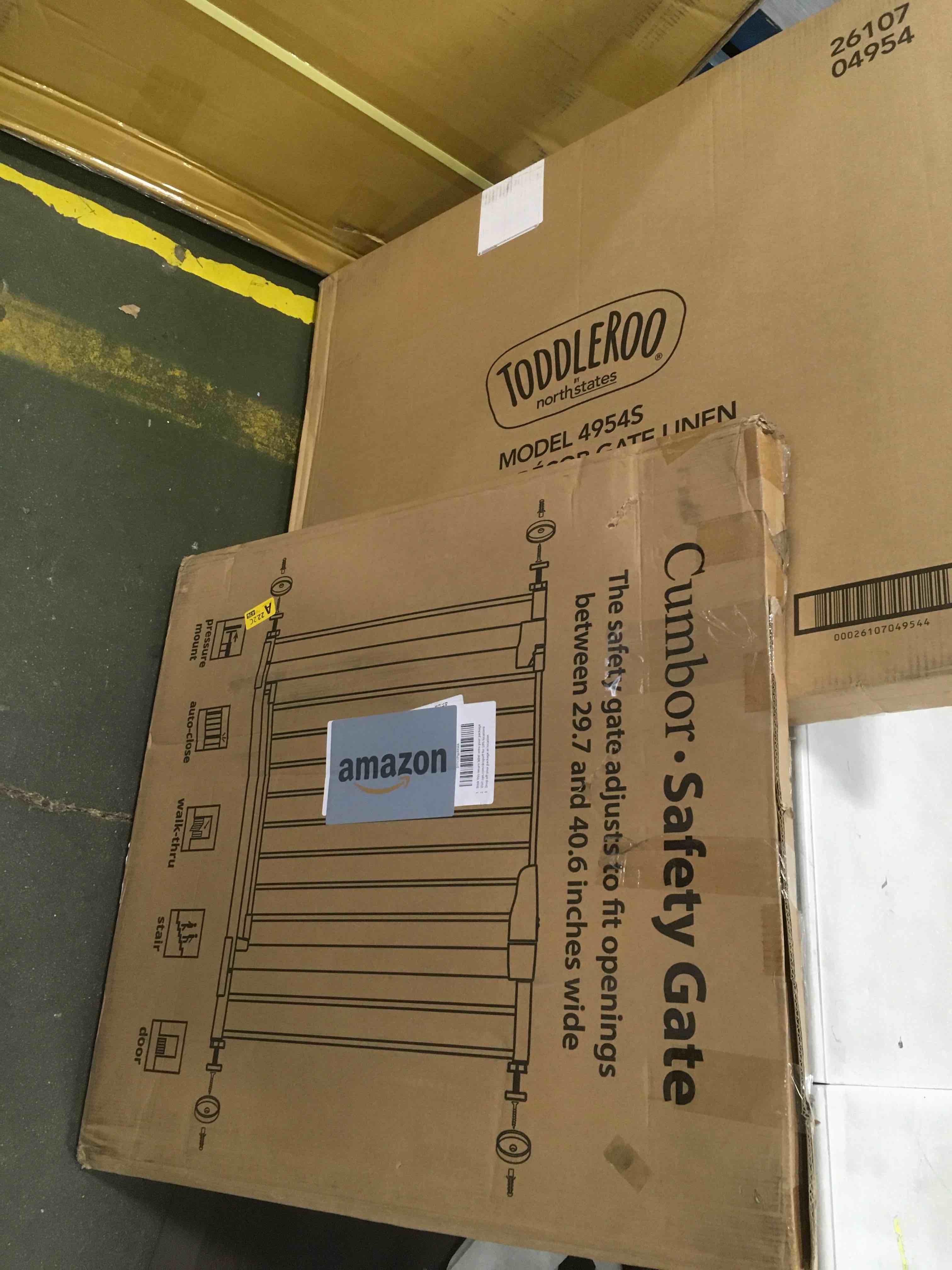 https://s3.amazonaws.com/lotting-images-prod/bidfta/BLU5987894_1708713212150.jpeg