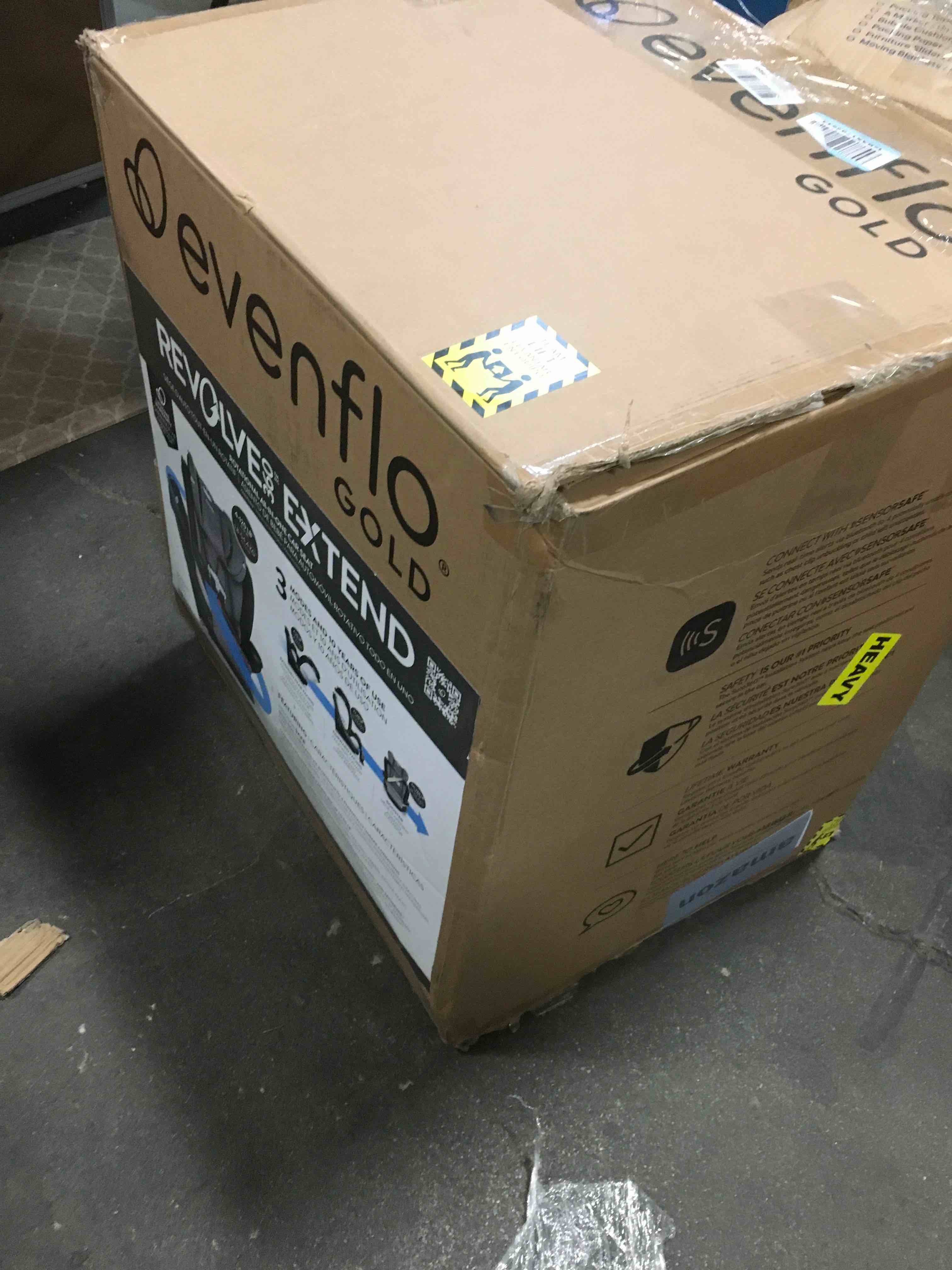 https://s3.amazonaws.com/lotting-images-prod/bidfta/BLU5988248_1708950647394.jpeg