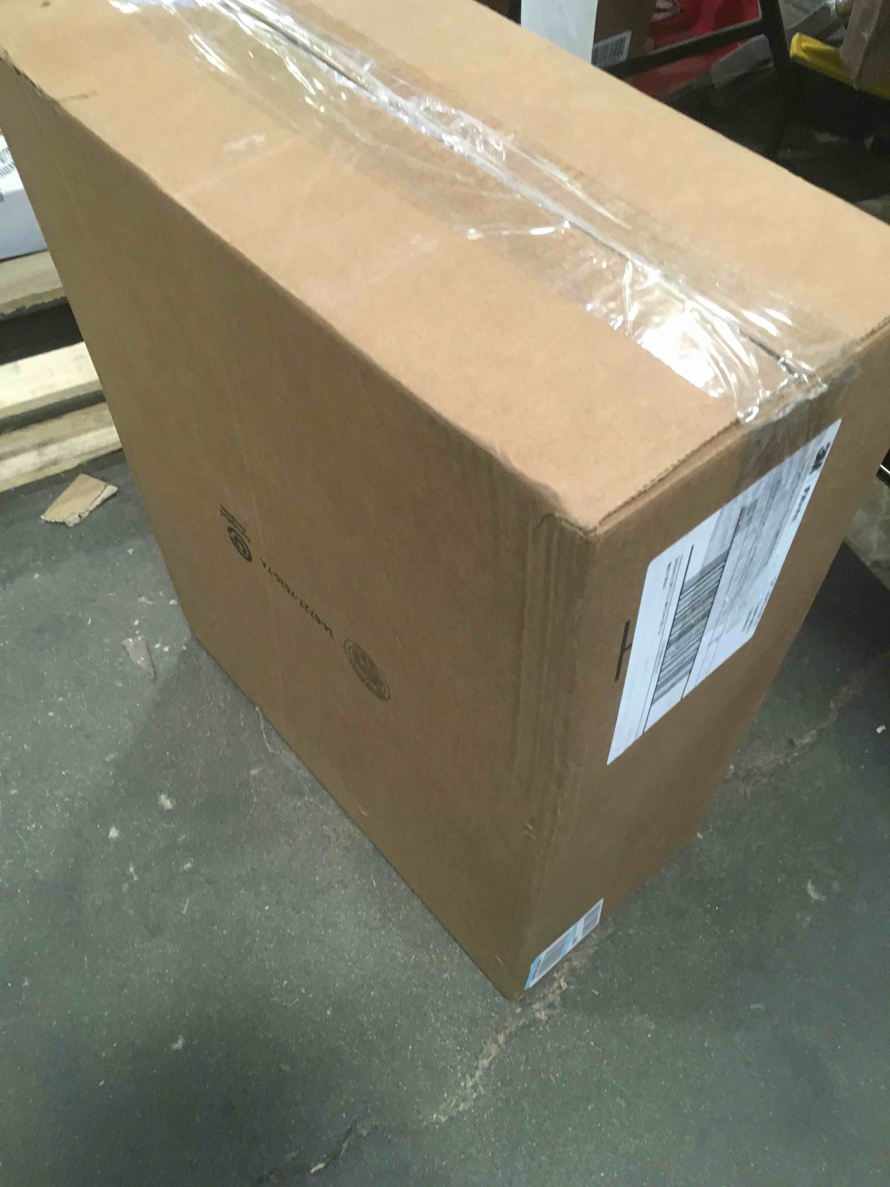 https://s3.amazonaws.com/lotting-images-prod/bidfta/BLU5988401_1708971902542.jpeg
