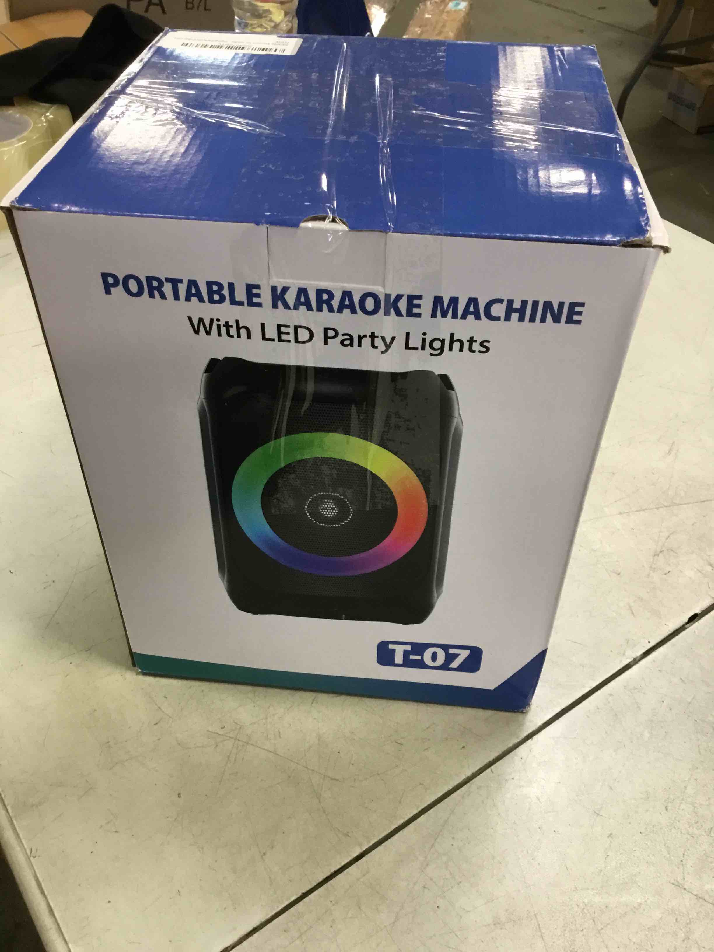 https://s3.amazonaws.com/lotting-images-prod/bidfta/BLU5988700_1708962543454.jpeg