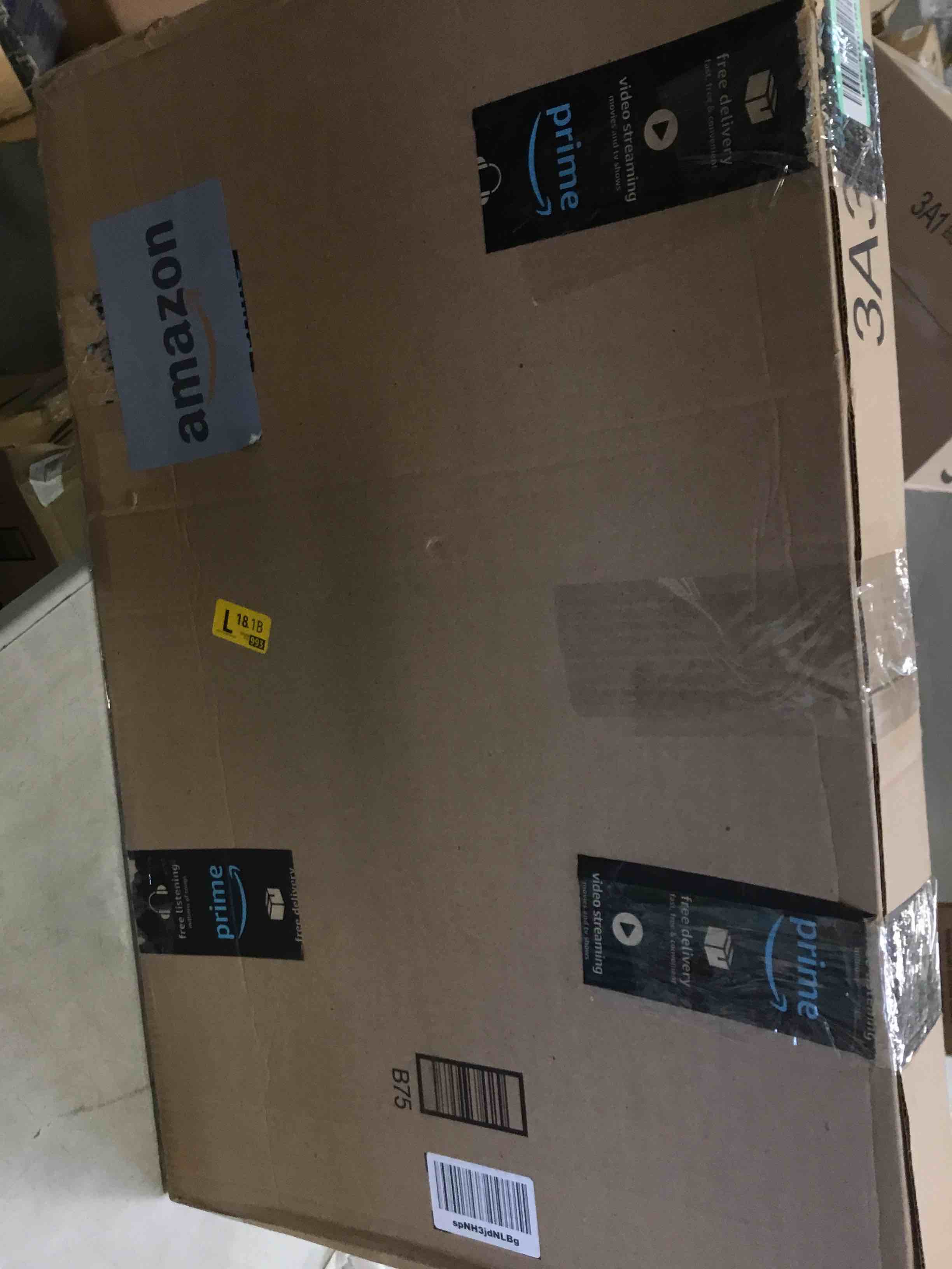 https://s3.amazonaws.com/lotting-images-prod/bidfta/BLU5988704_1708963259832.jpeg