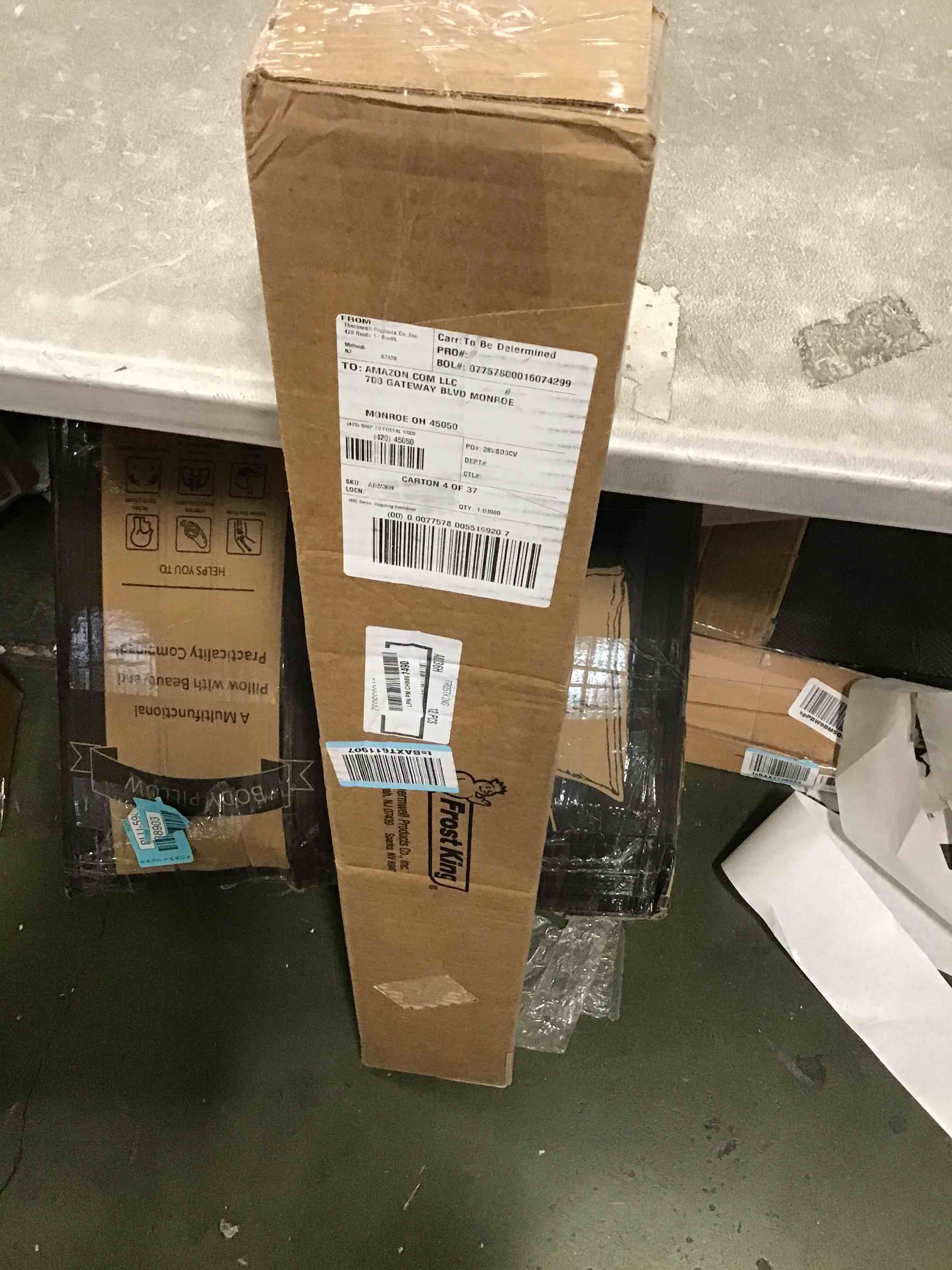 https://s3.amazonaws.com/lotting-images-prod/bidfta/BLU5988967_1709317296533.jpeg