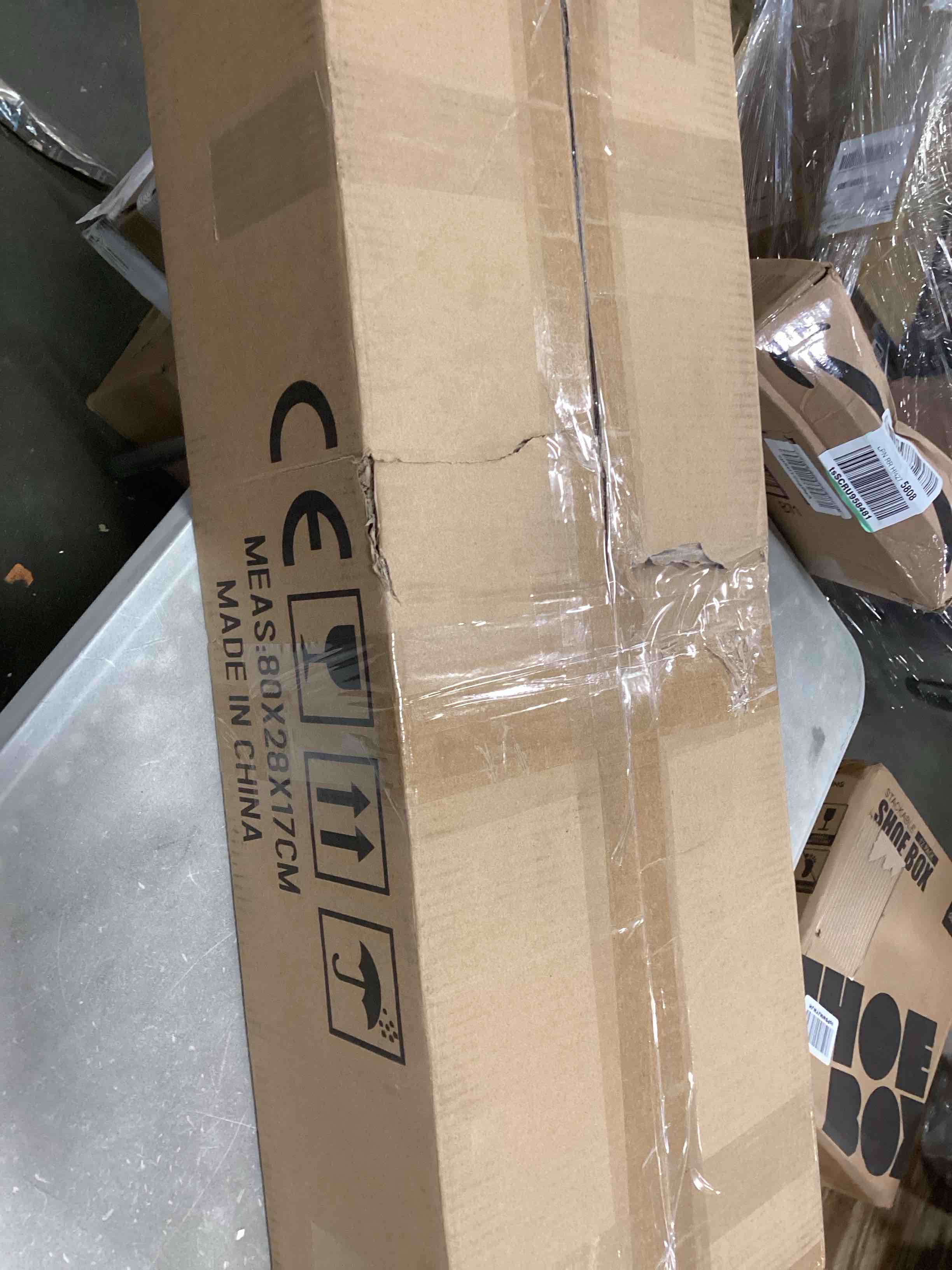 https://s3.amazonaws.com/lotting-images-prod/bidfta/BLU5989325_1709655539761.jpeg