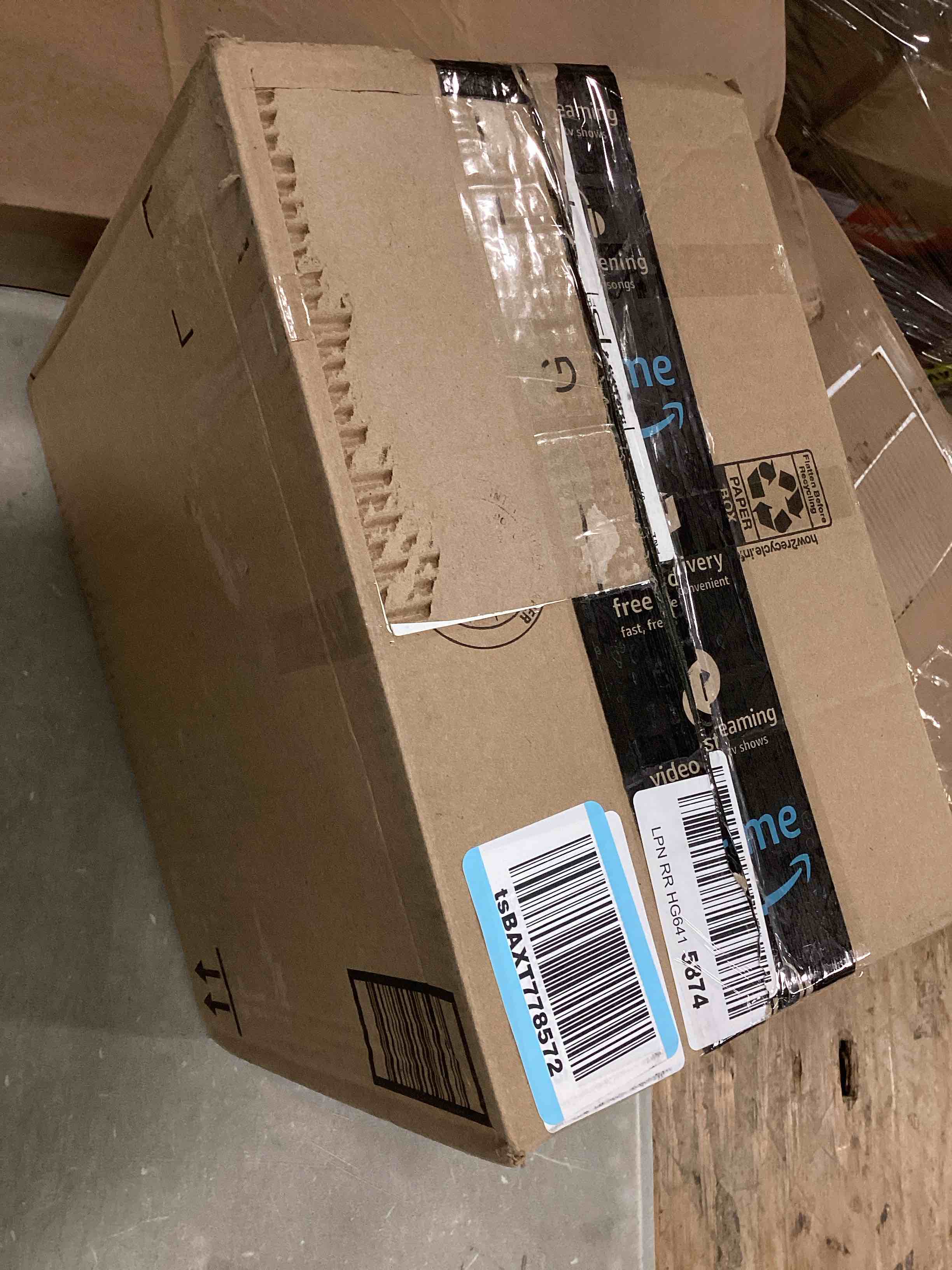 https://s3.amazonaws.com/lotting-images-prod/bidfta/BLU5989353_1709659266034.jpeg