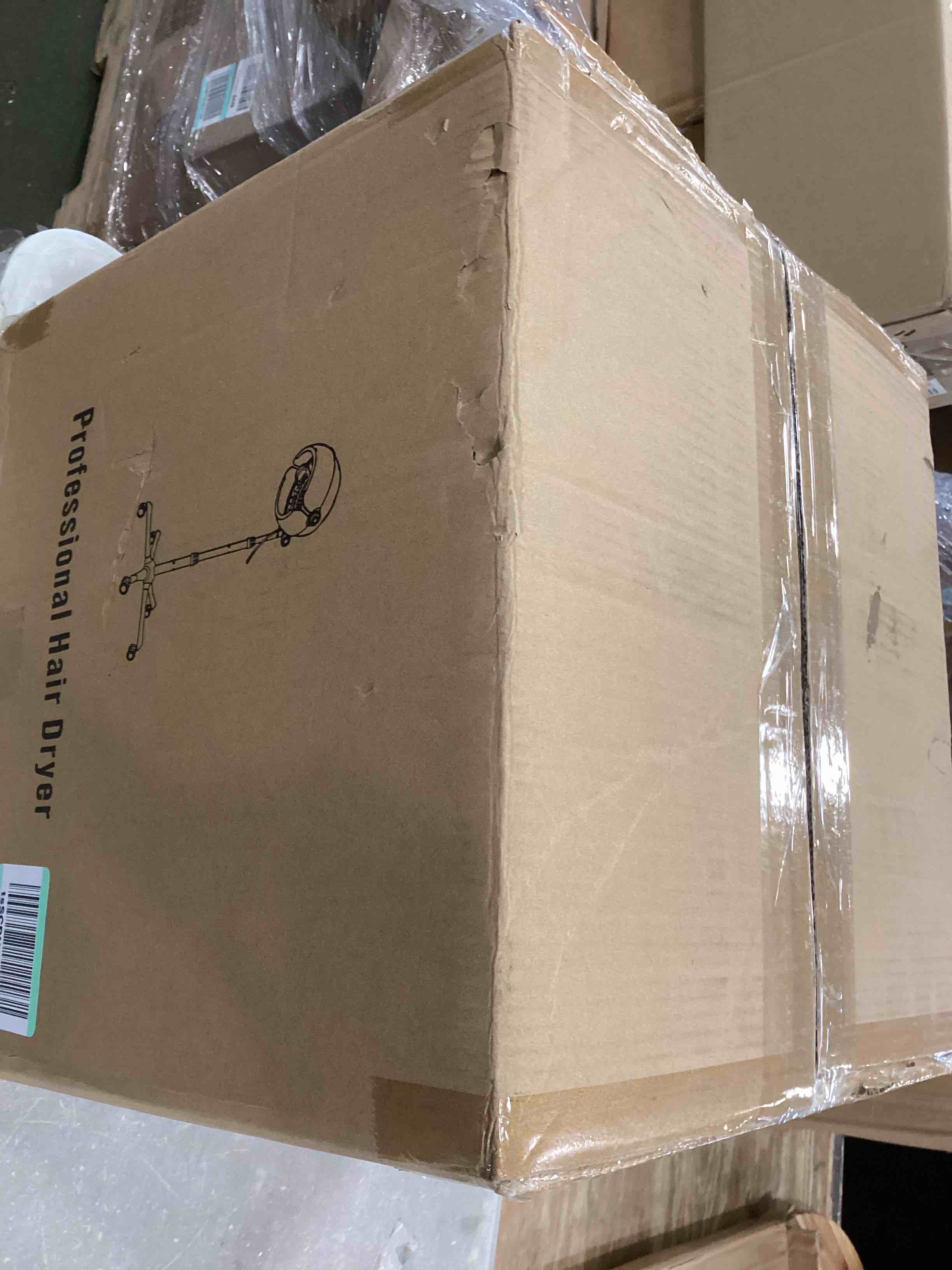 https://s3.amazonaws.com/lotting-images-prod/bidfta/BLU5989422_1709671356129.jpeg