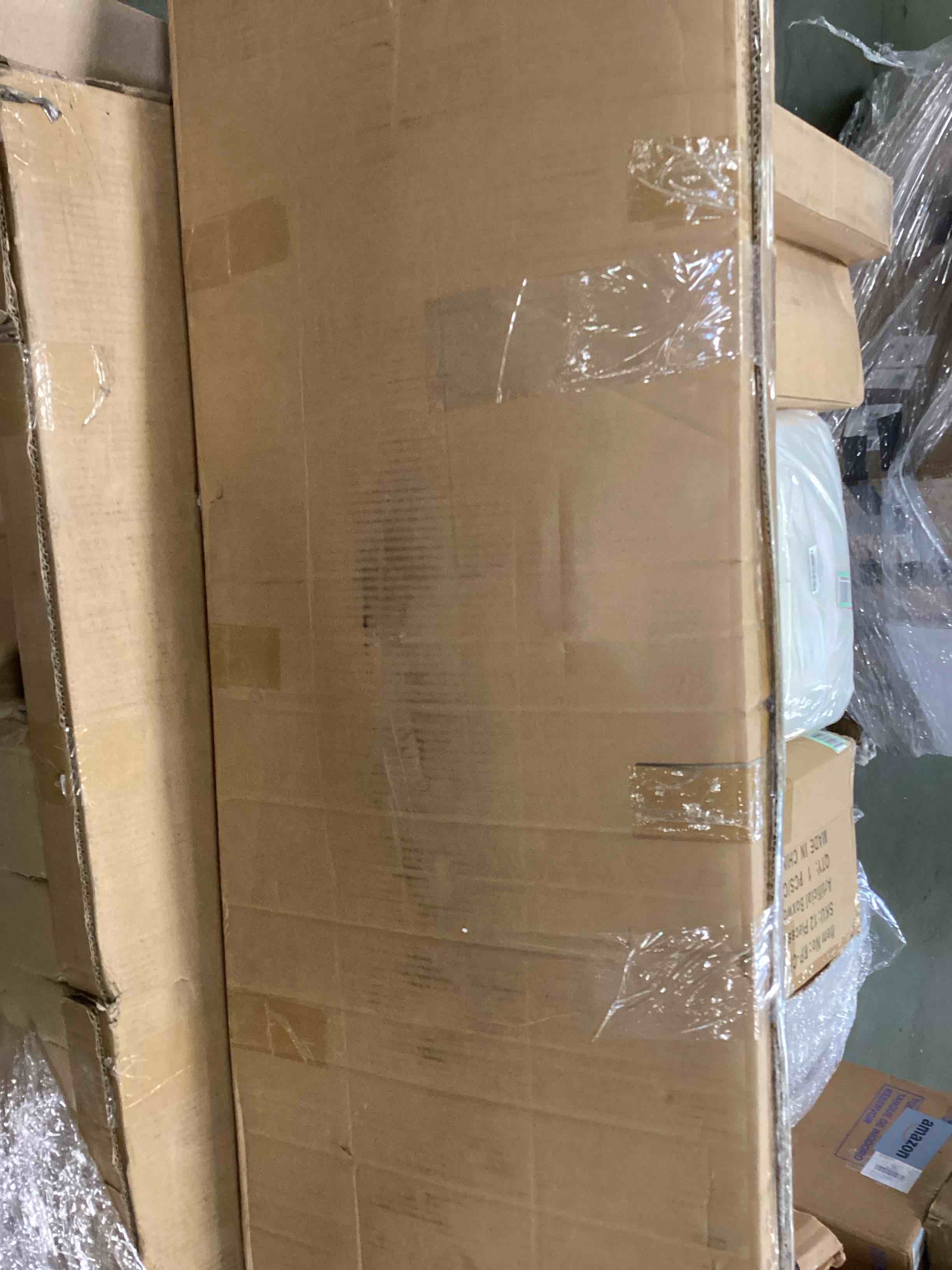 https://s3.amazonaws.com/lotting-images-prod/bidfta/BLU5989598_1709751751878.jpeg
