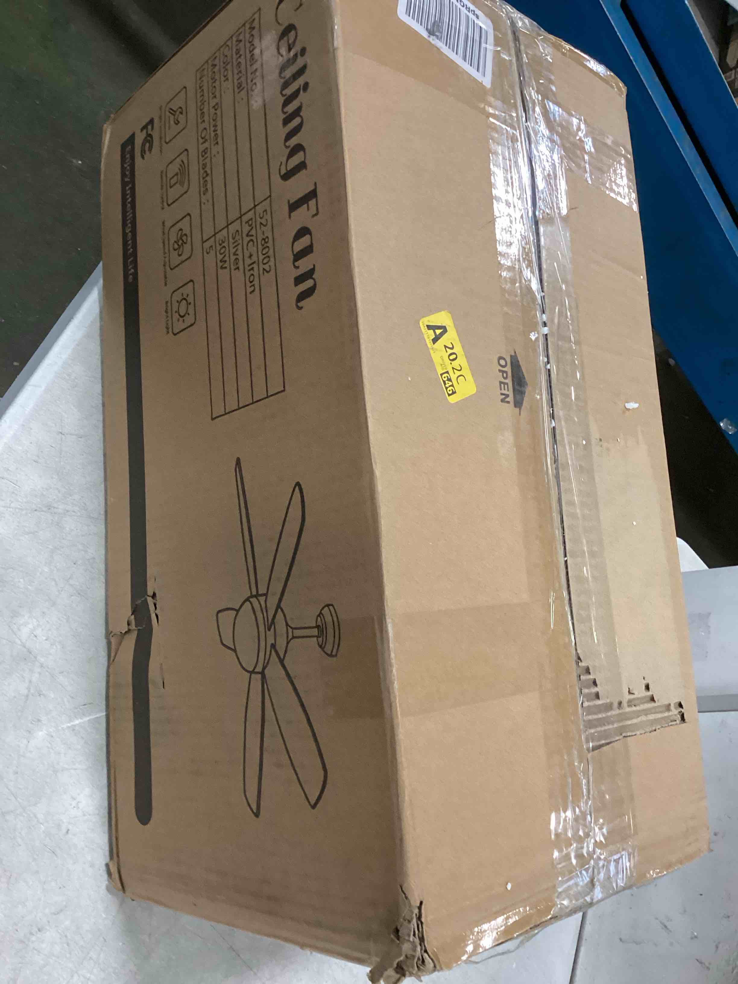 https://s3.amazonaws.com/lotting-images-prod/bidfta/BLU5989838_1709840709658.jpeg