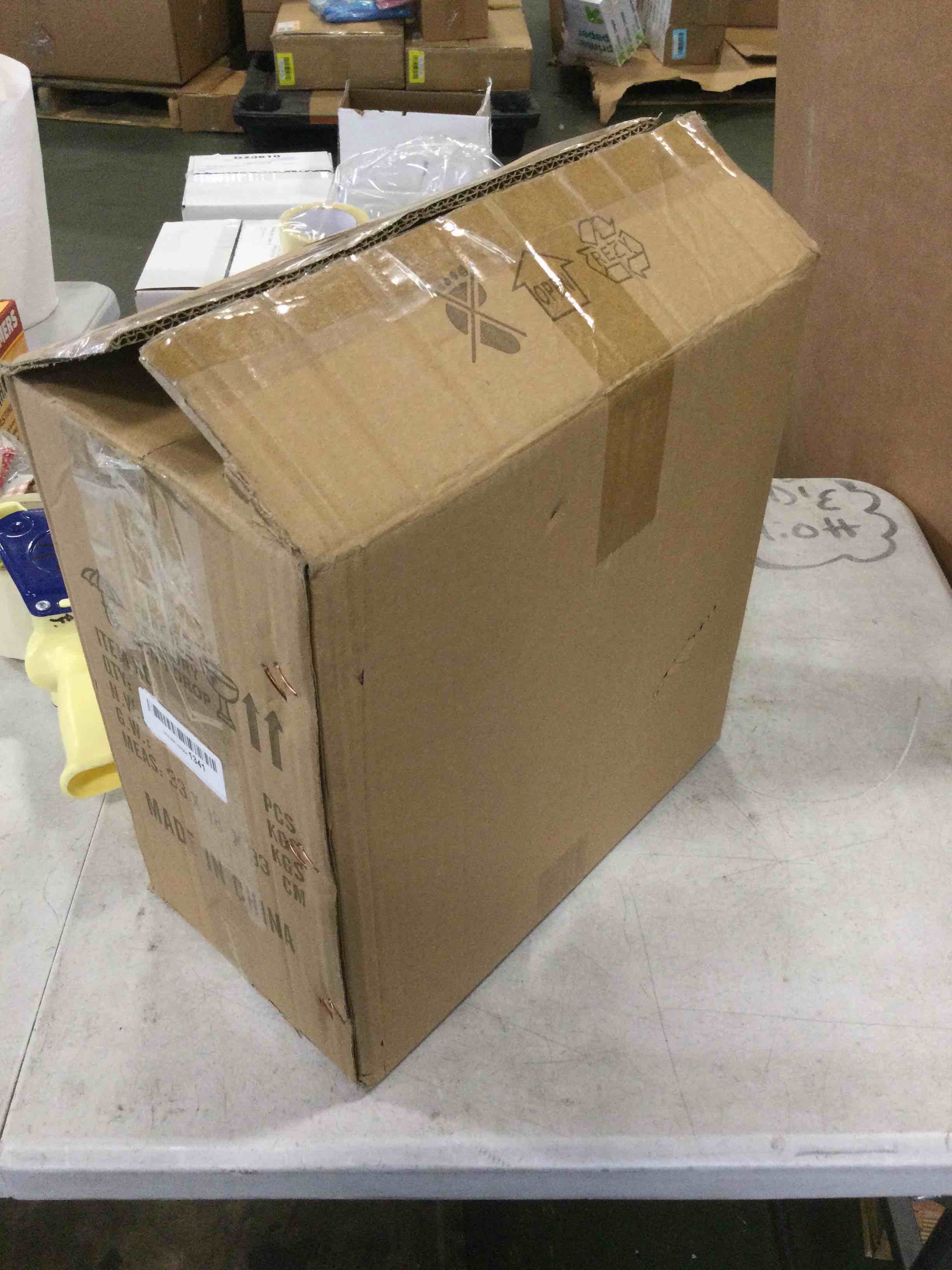 https://s3.amazonaws.com/lotting-images-prod/bidfta/BLU5991331_1711561663405.jpeg