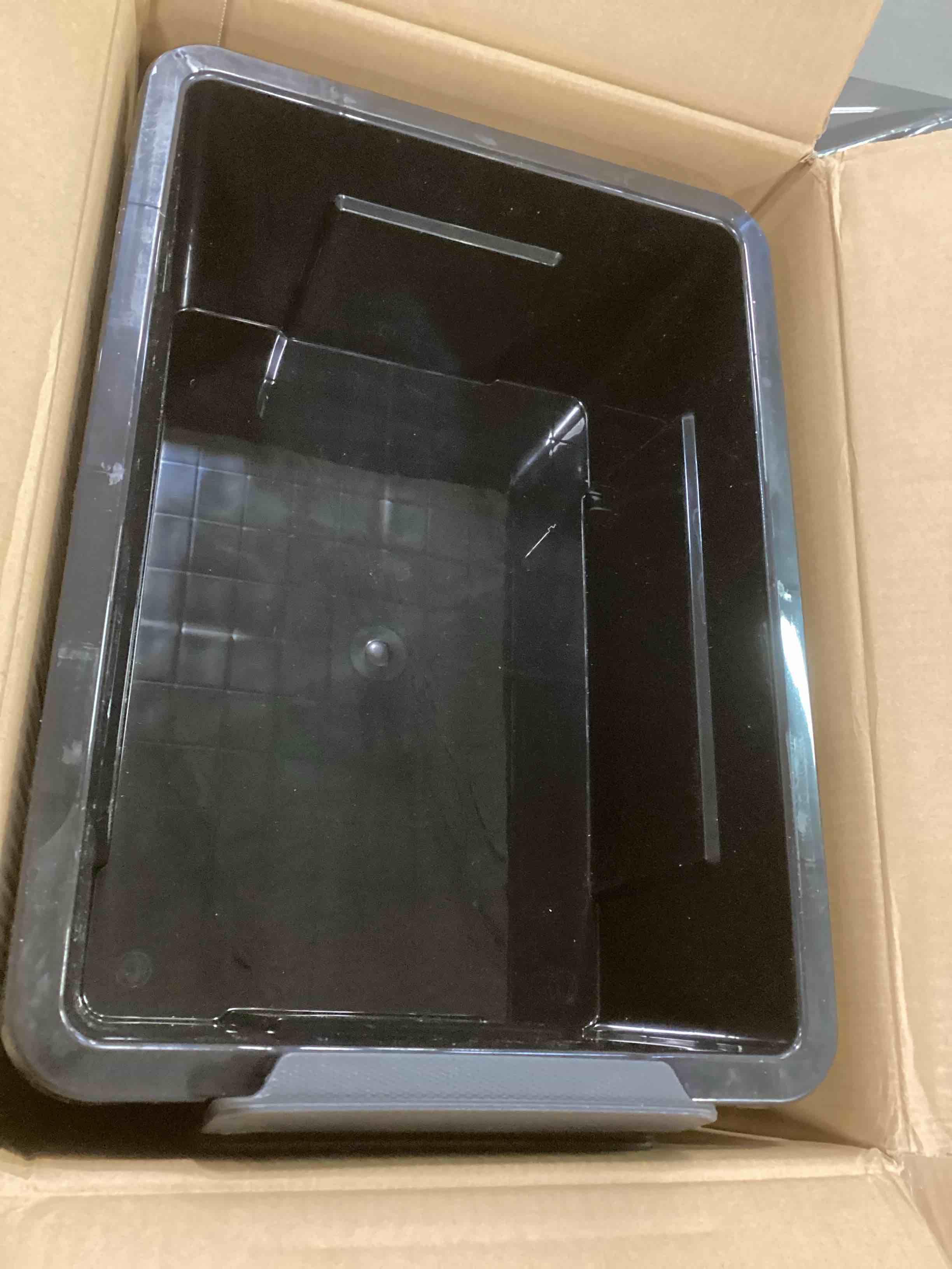https://s3.amazonaws.com/lotting-images-prod/bidfta/BLU5992572_1708893529874.jpeg