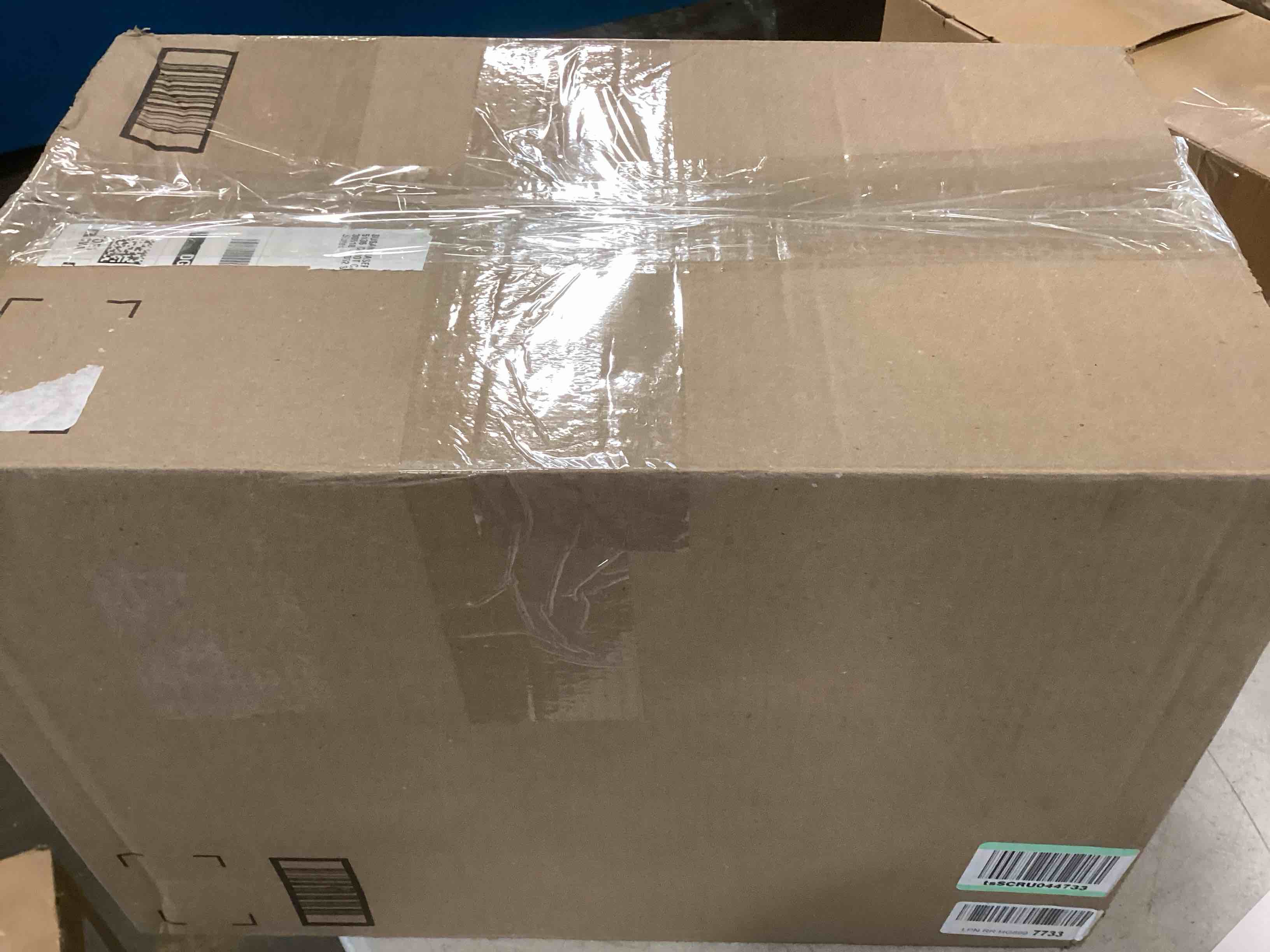 https://s3.amazonaws.com/lotting-images-prod/bidfta/BLU5992641_1708956183021.jpeg