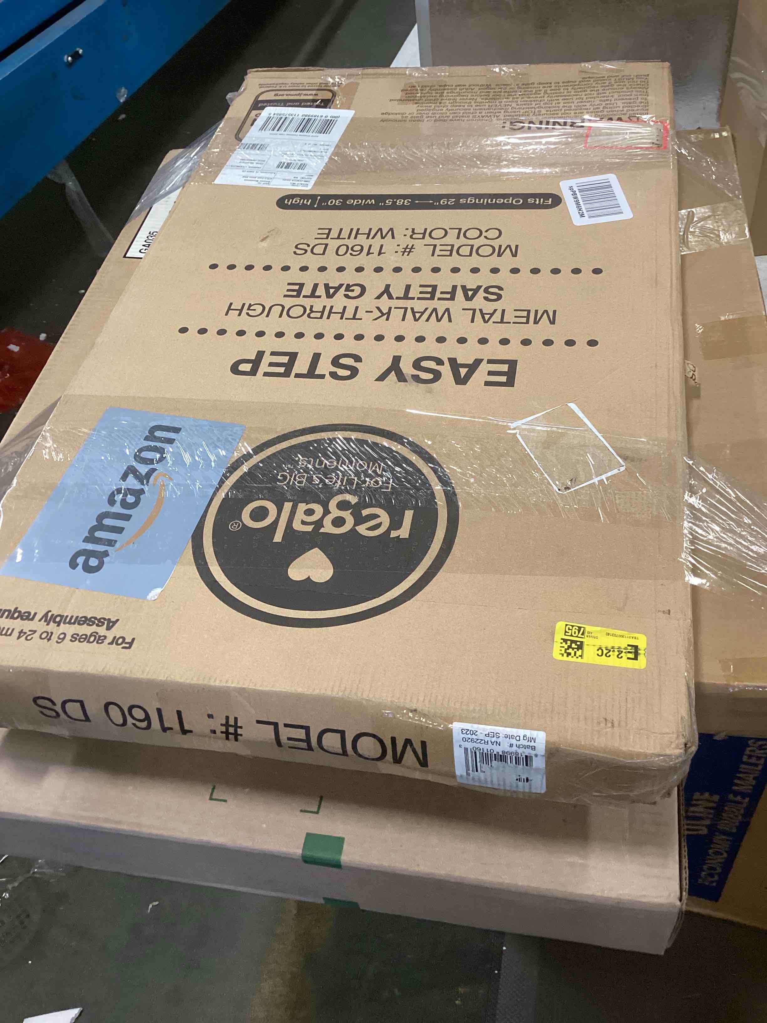 https://s3.amazonaws.com/lotting-images-prod/bidfta/BLU5992757_1708973601999.jpeg