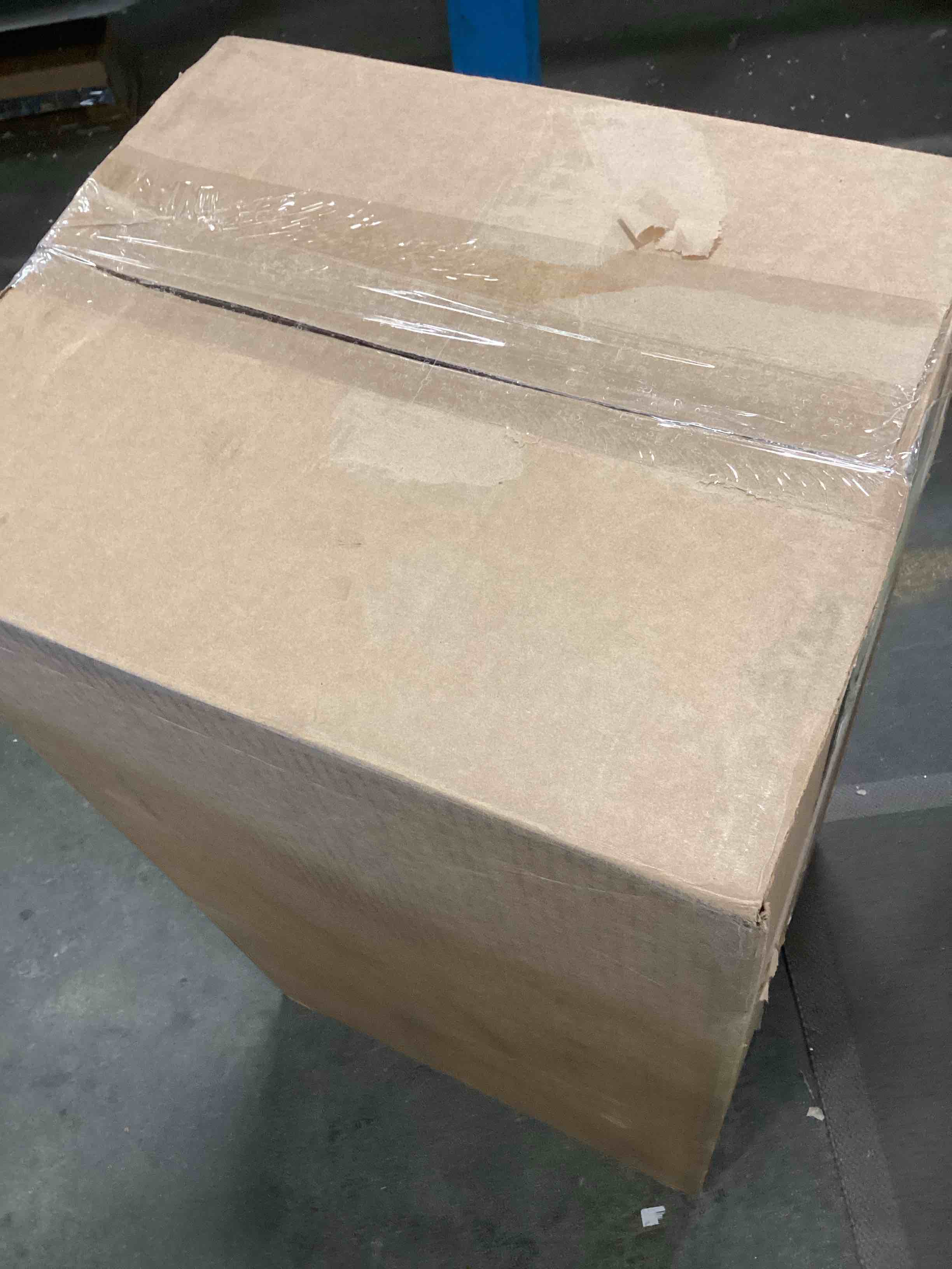 https://s3.amazonaws.com/lotting-images-prod/bidfta/BLU5992800_1708979265074.jpeg