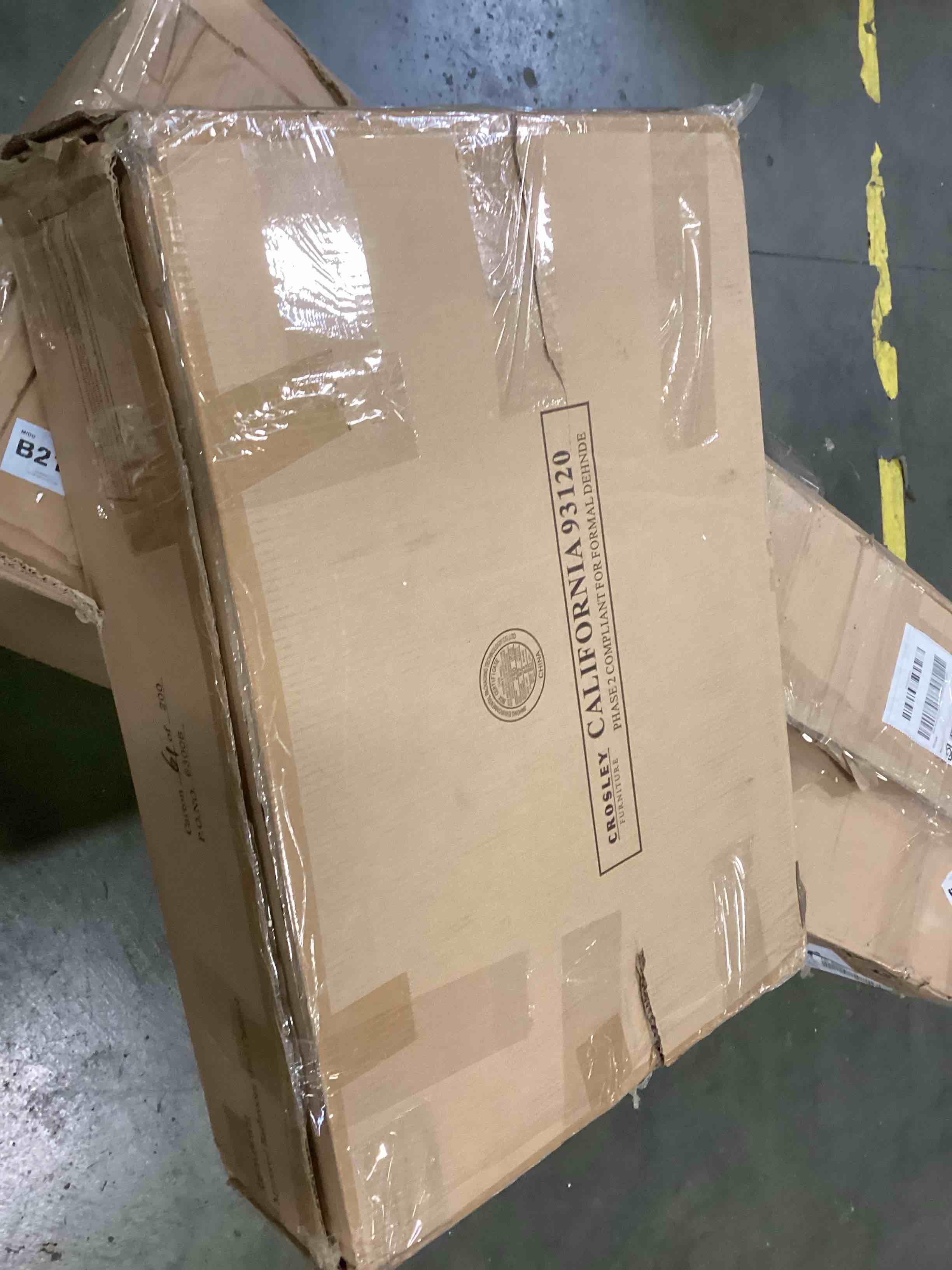 https://s3.amazonaws.com/lotting-images-prod/bidfta/BLU5993486_1708980639477.jpeg
