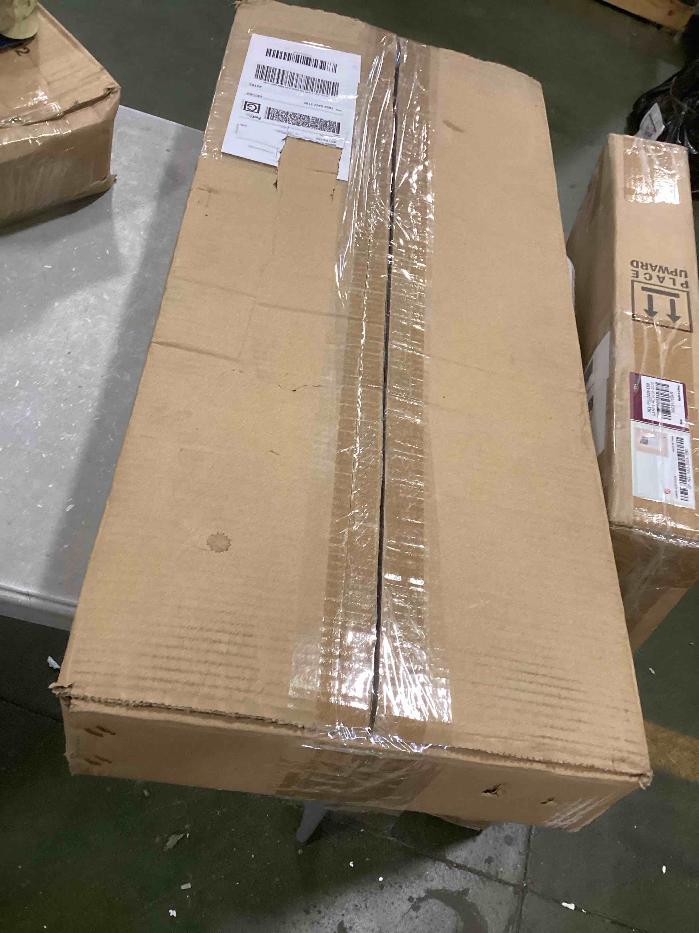 https://s3.amazonaws.com/lotting-images-prod/bidfta/BLU5993488_1708981062313.jpeg