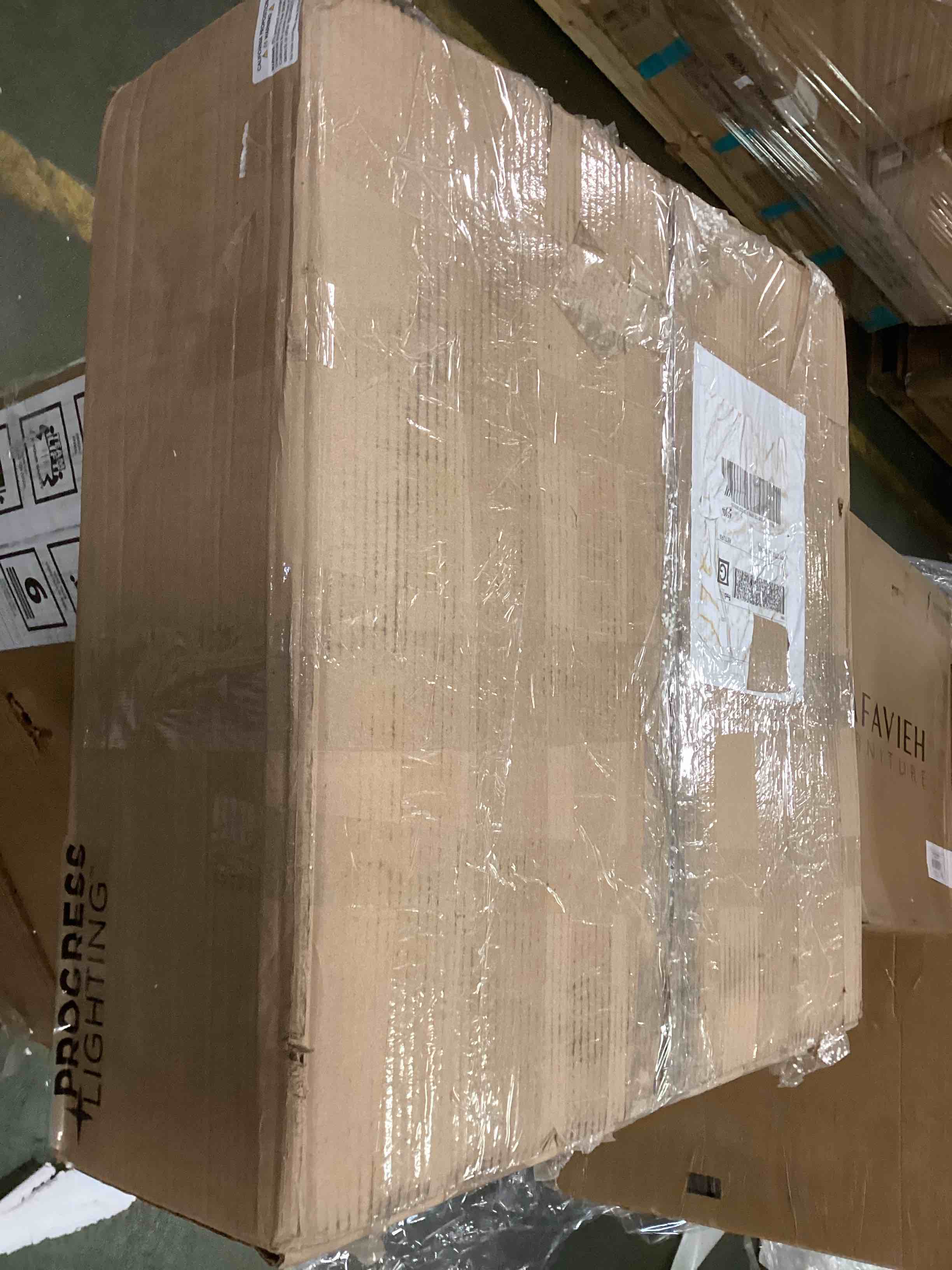 https://s3.amazonaws.com/lotting-images-prod/bidfta/BLU5993493_1708981883147.jpeg