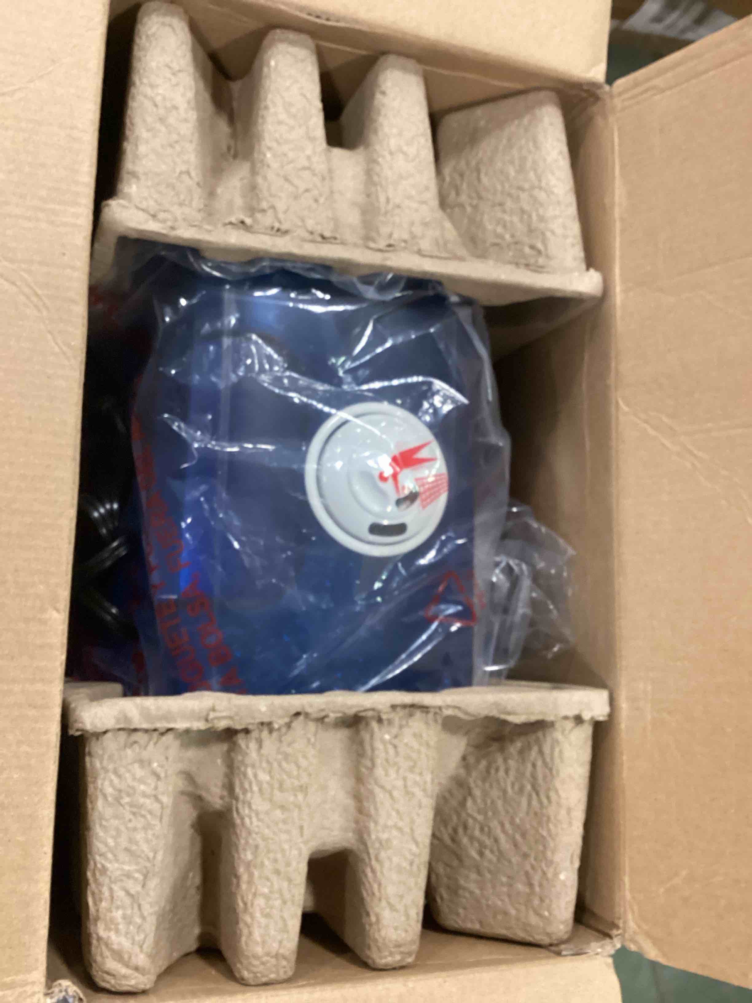 https://s3.amazonaws.com/lotting-images-prod/bidfta/BLU5993640_1709064793906.jpeg
