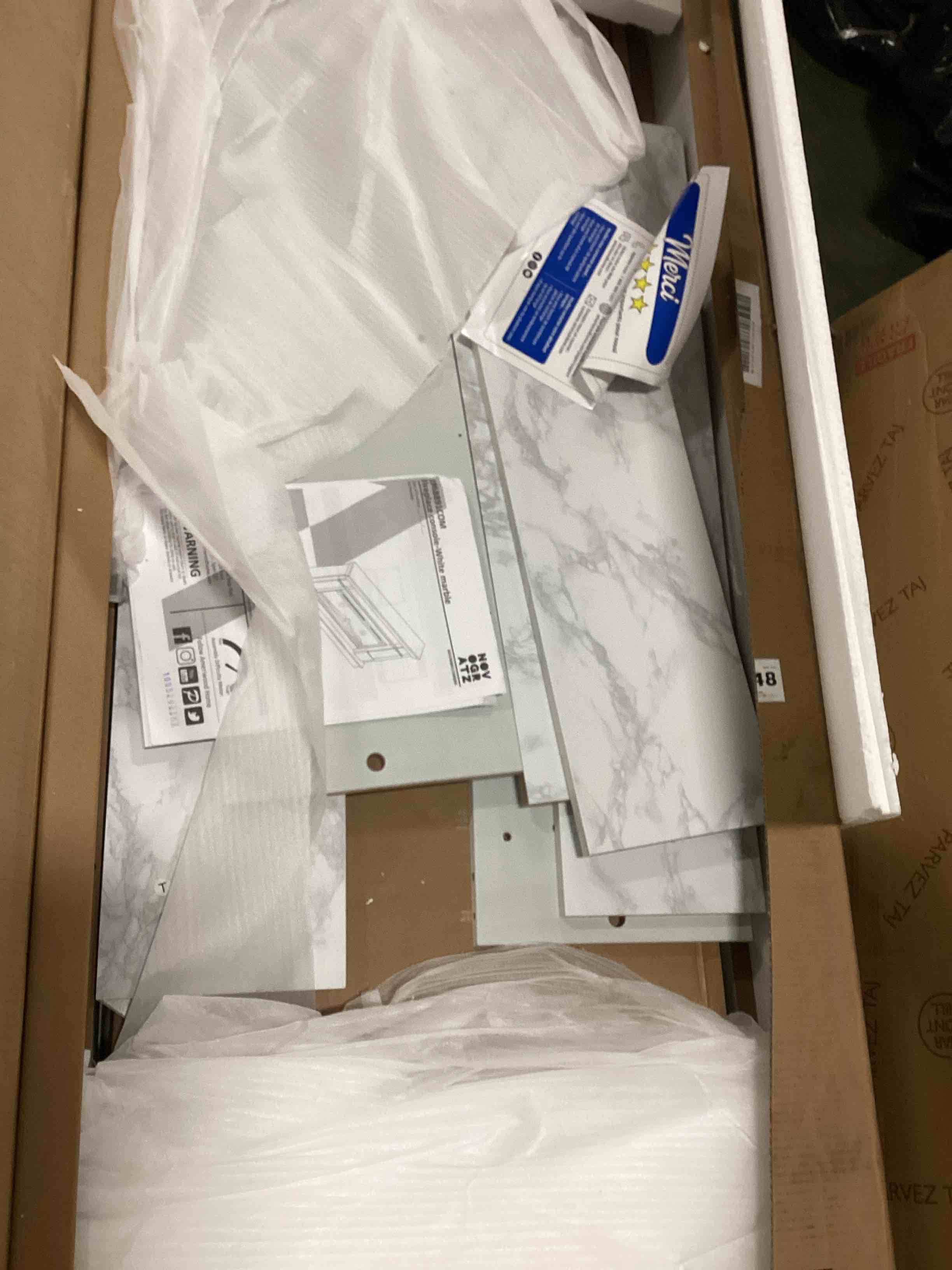 https://s3.amazonaws.com/lotting-images-prod/bidfta/BLU5993662_1709121843694.jpeg