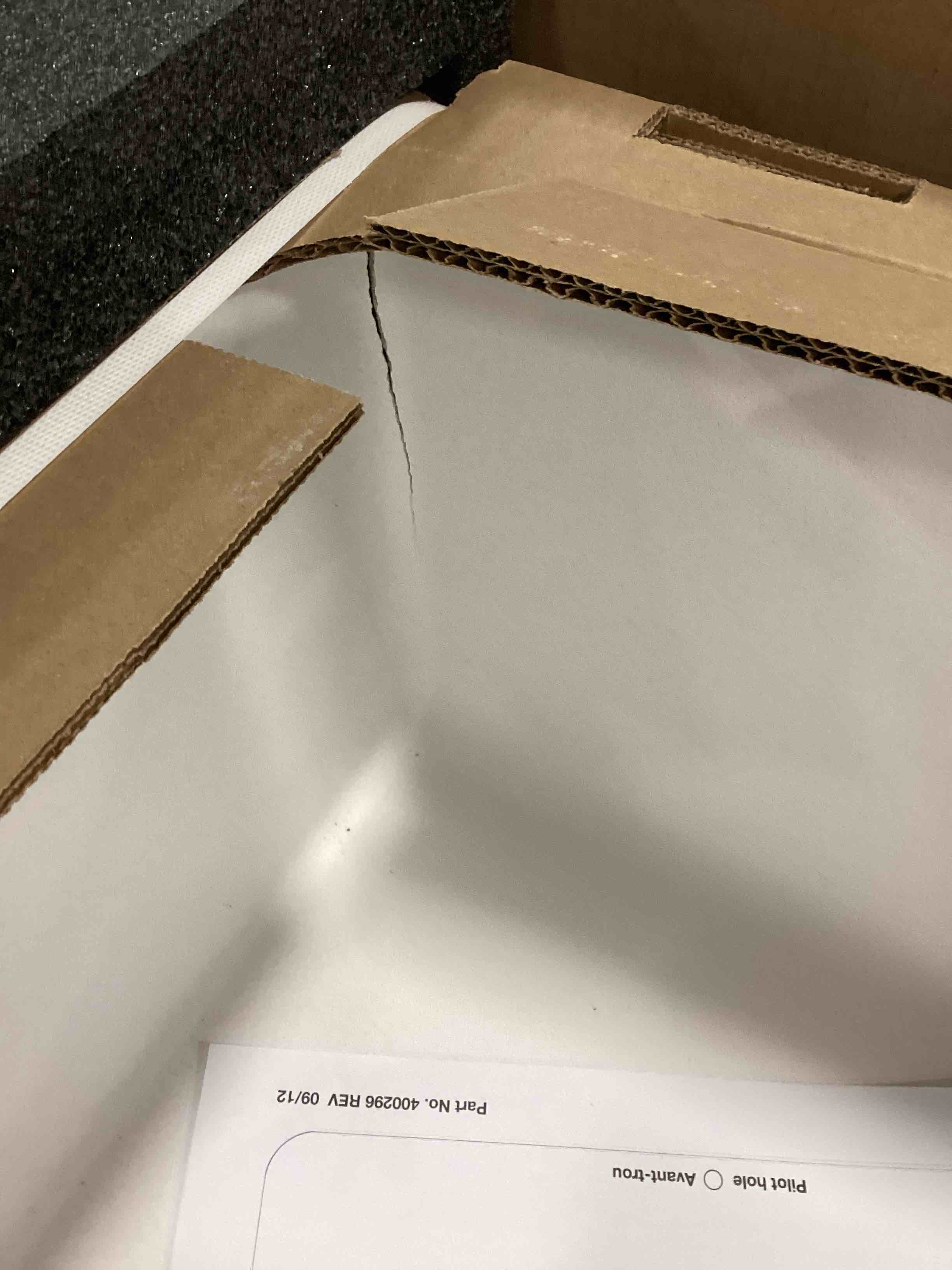 https://s3.amazonaws.com/lotting-images-prod/bidfta/BLU5993732_1709134925647.jpeg