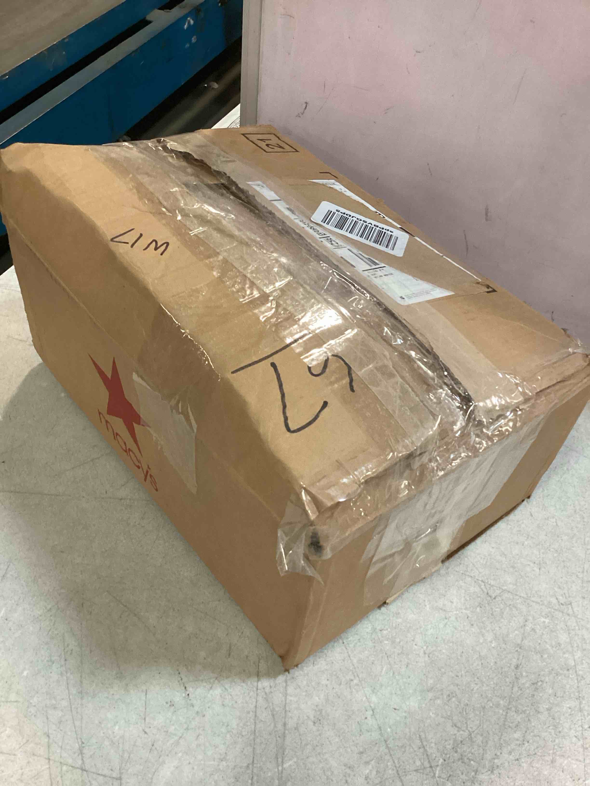 https://s3.amazonaws.com/lotting-images-prod/bidfta/BLU5994476_1708520899173.jpeg