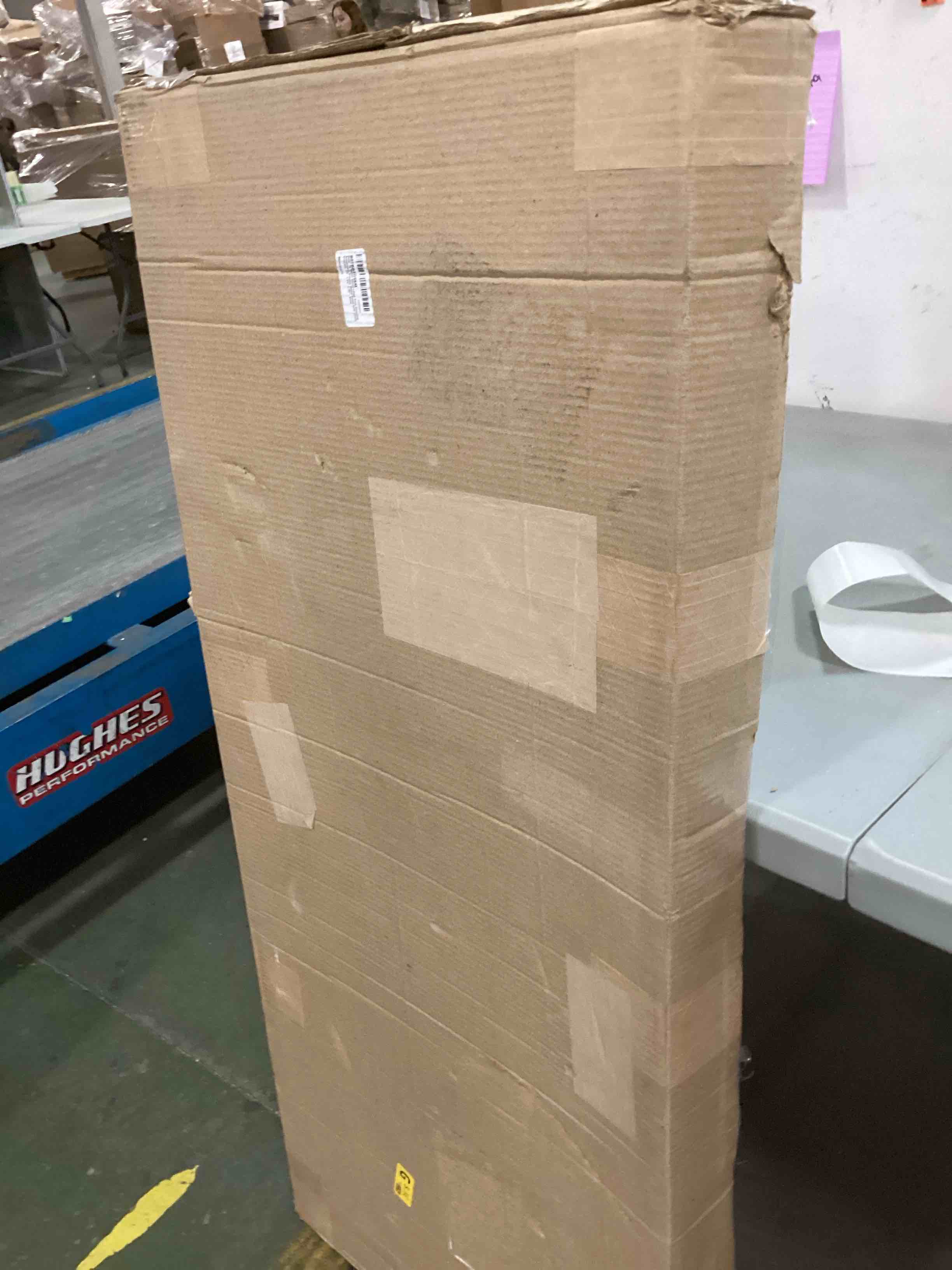 https://s3.amazonaws.com/lotting-images-prod/bidfta/BLU5994945_1708691667506.jpeg