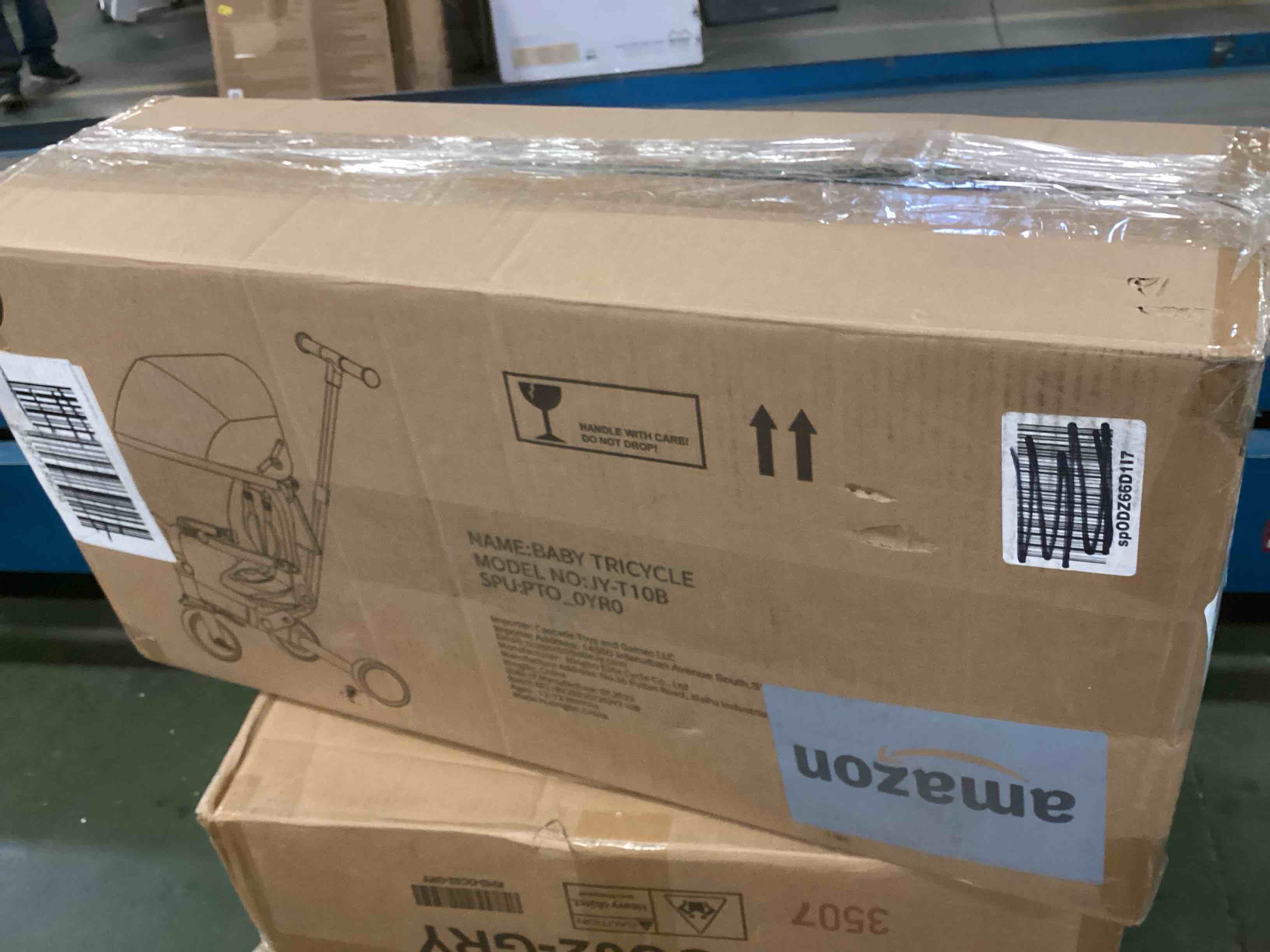 https://s3.amazonaws.com/lotting-images-prod/bidfta/BLU5994973_1708695616144.jpeg