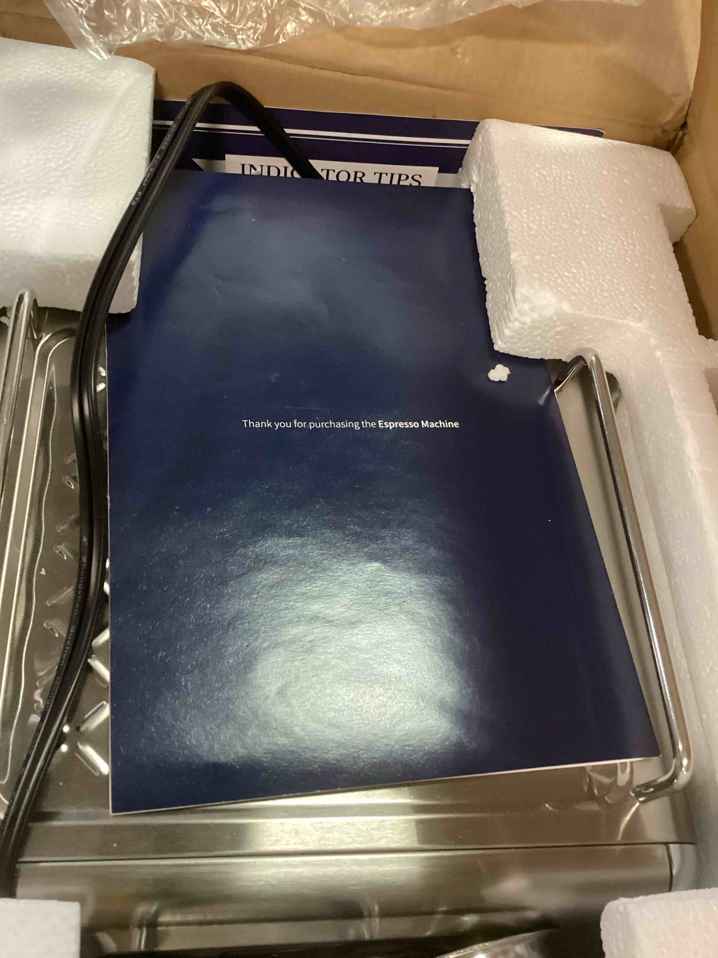 https://s3.amazonaws.com/lotting-images-prod/bidfta/BLU5995056_1708707764691.jpeg
