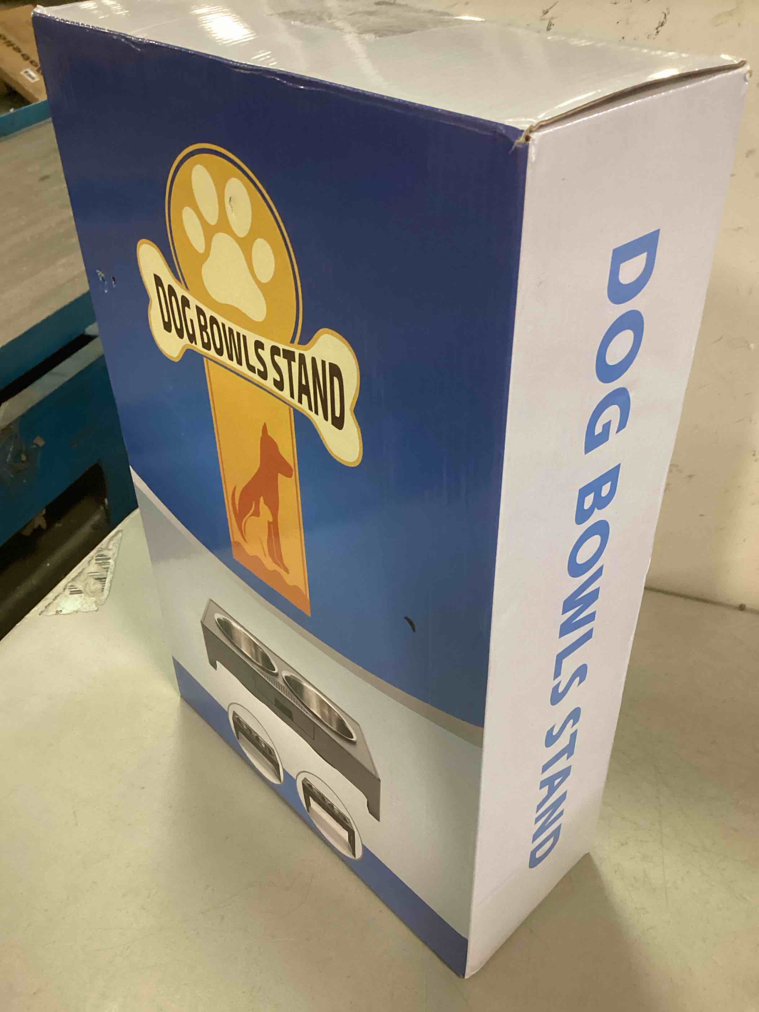 https://s3.amazonaws.com/lotting-images-prod/bidfta/BLU5995163_1708723129617.jpeg