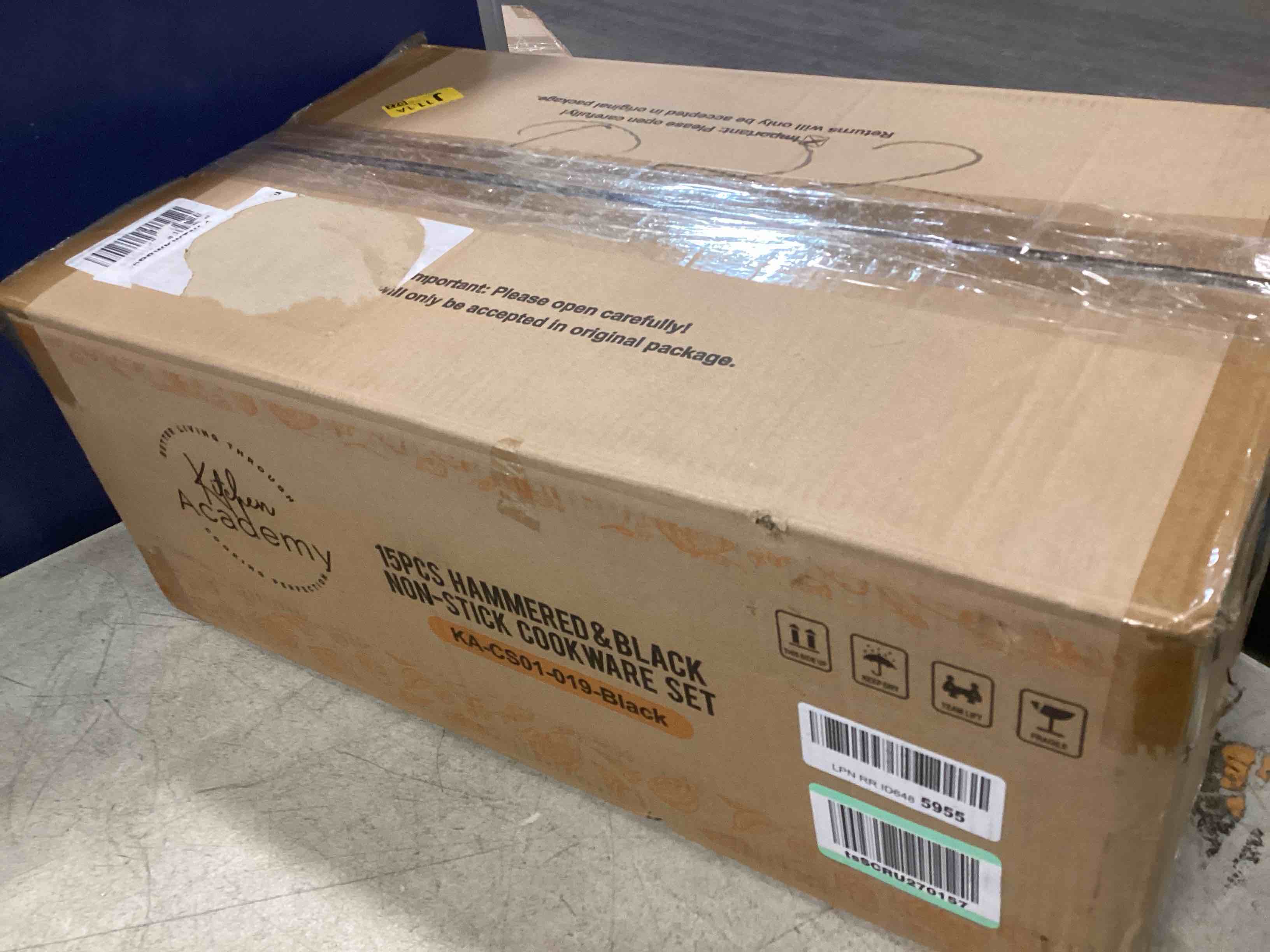 https://s3.amazonaws.com/lotting-images-prod/bidfta/BLU5995453_1708957104539.jpeg