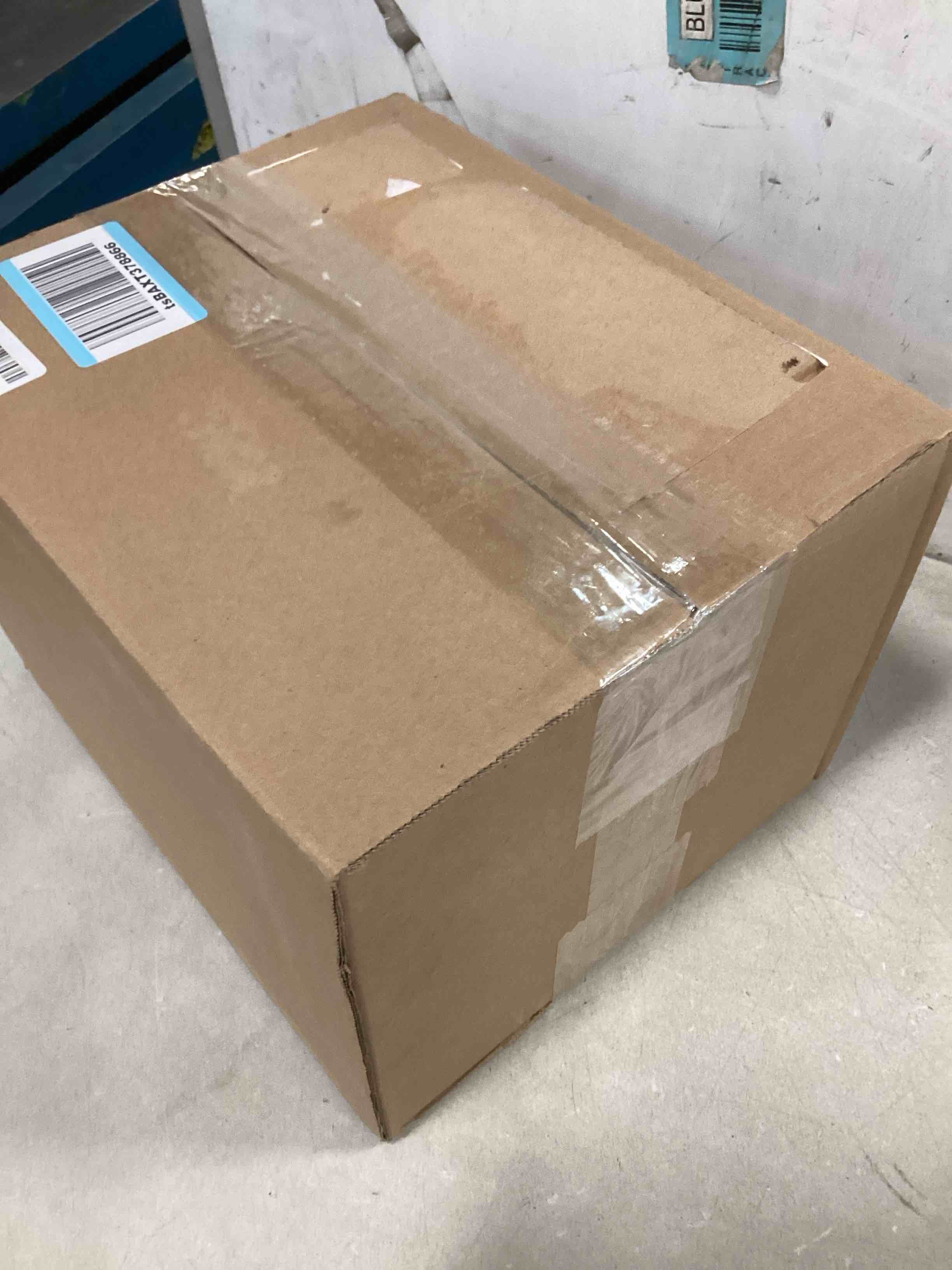 https://s3.amazonaws.com/lotting-images-prod/bidfta/BLU5995660_1709044978189.jpeg