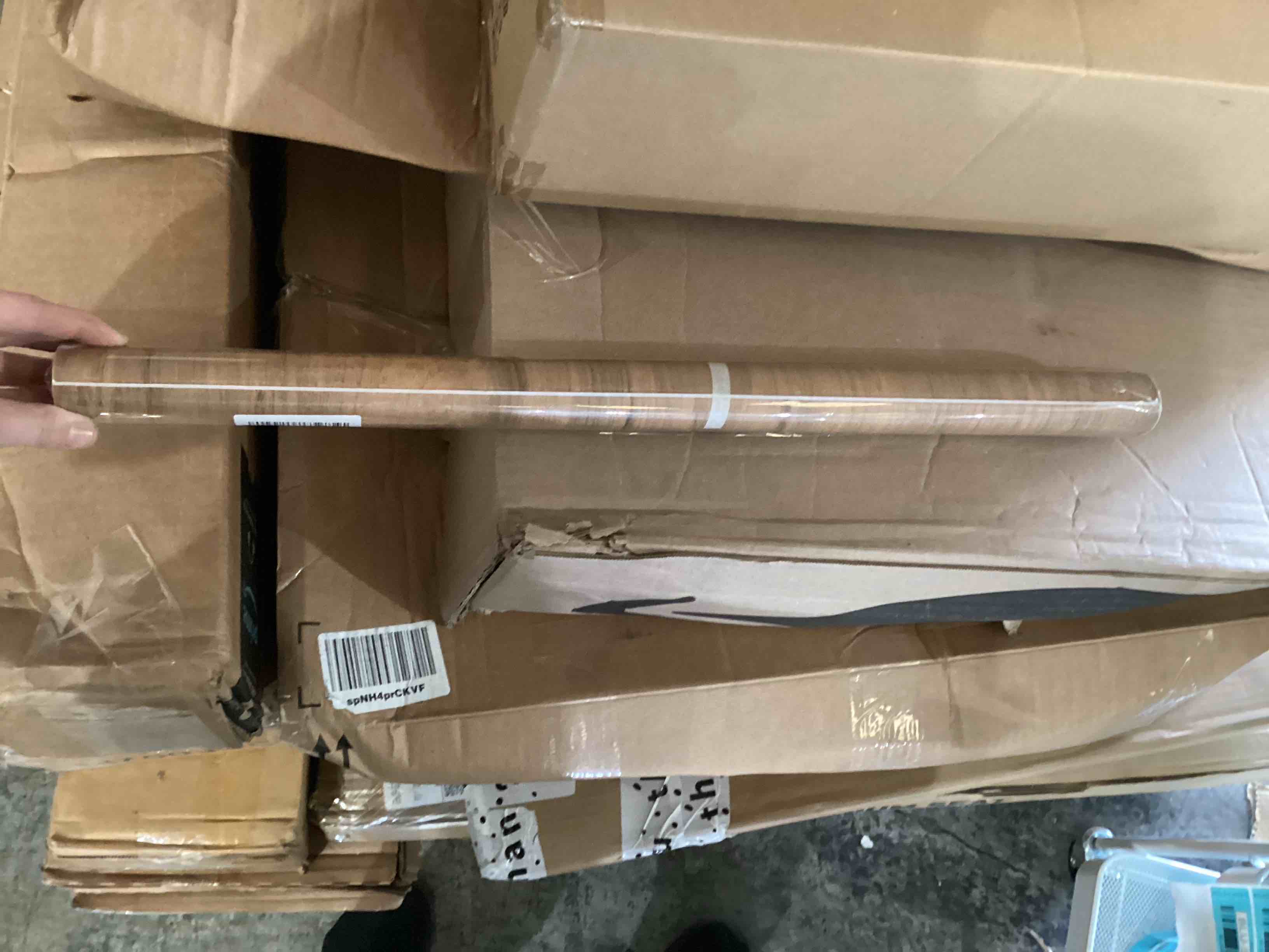 https://s3.amazonaws.com/lotting-images-prod/bidfta/BLU5997539_1731001989960.jpeg