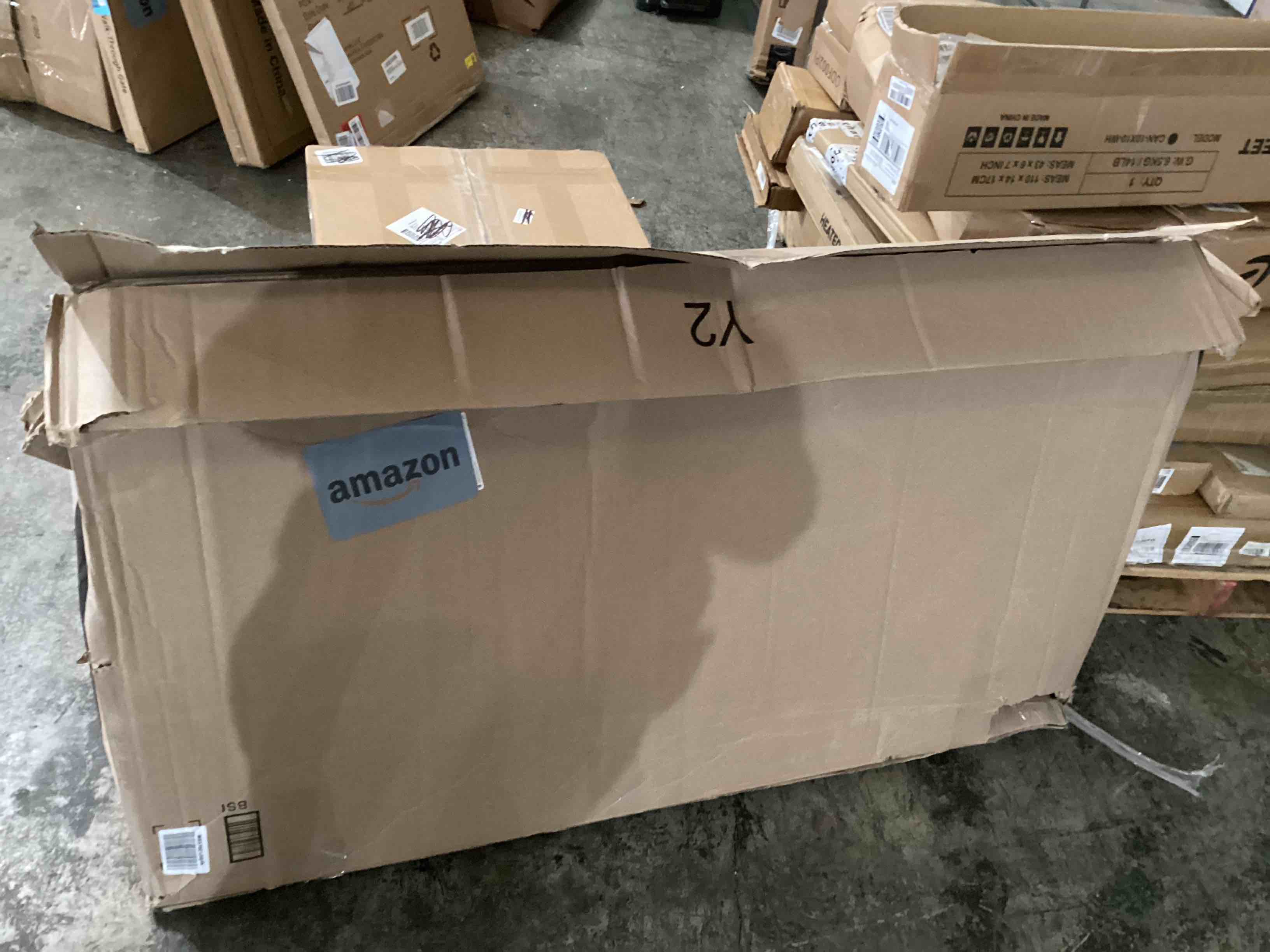 https://s3.amazonaws.com/lotting-images-prod/bidfta/BLU5997545_1731003405698.jpeg