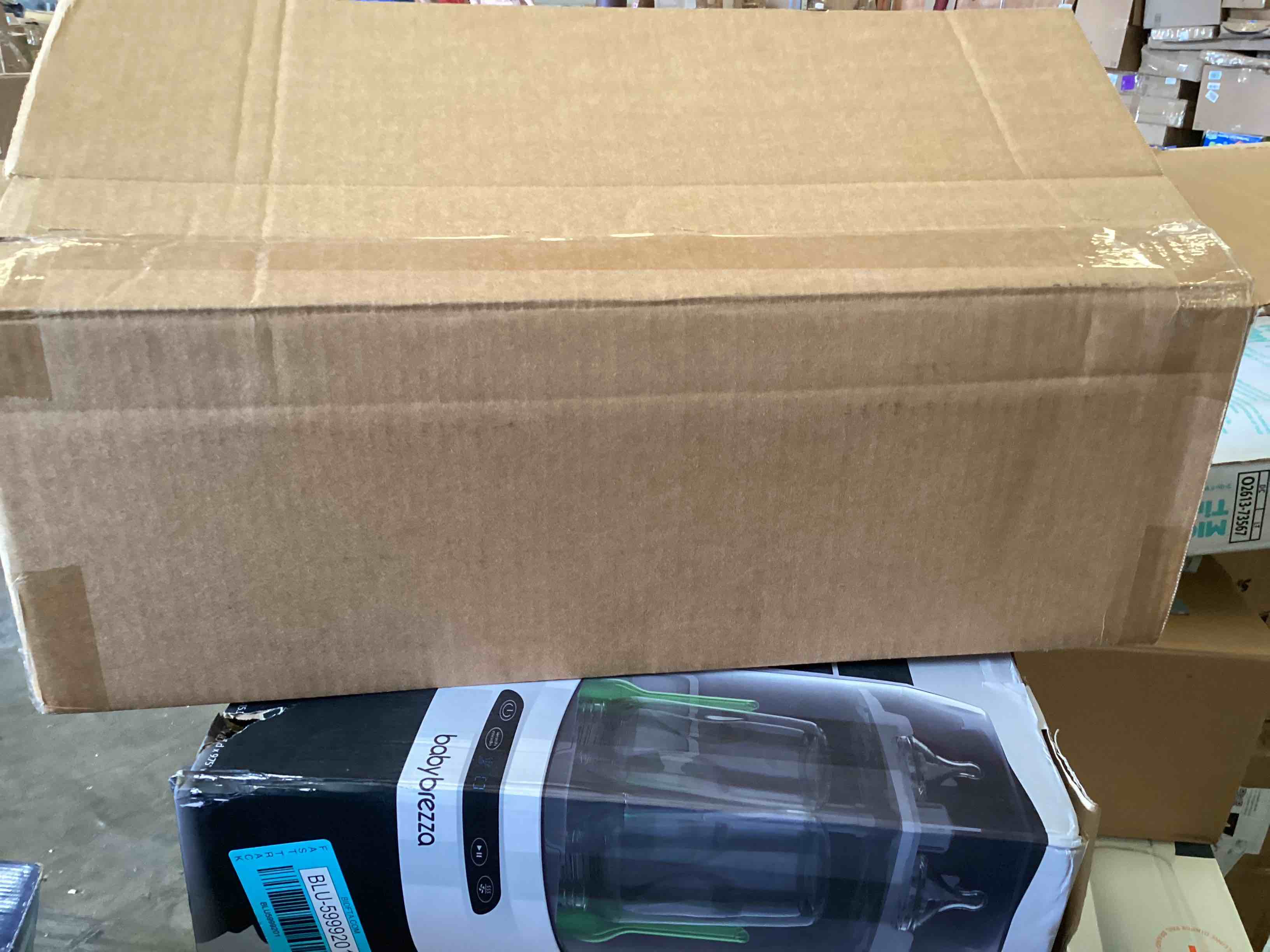 https://s3.amazonaws.com/lotting-images-prod/bidfta/BLU5999219_1727113281364.jpeg