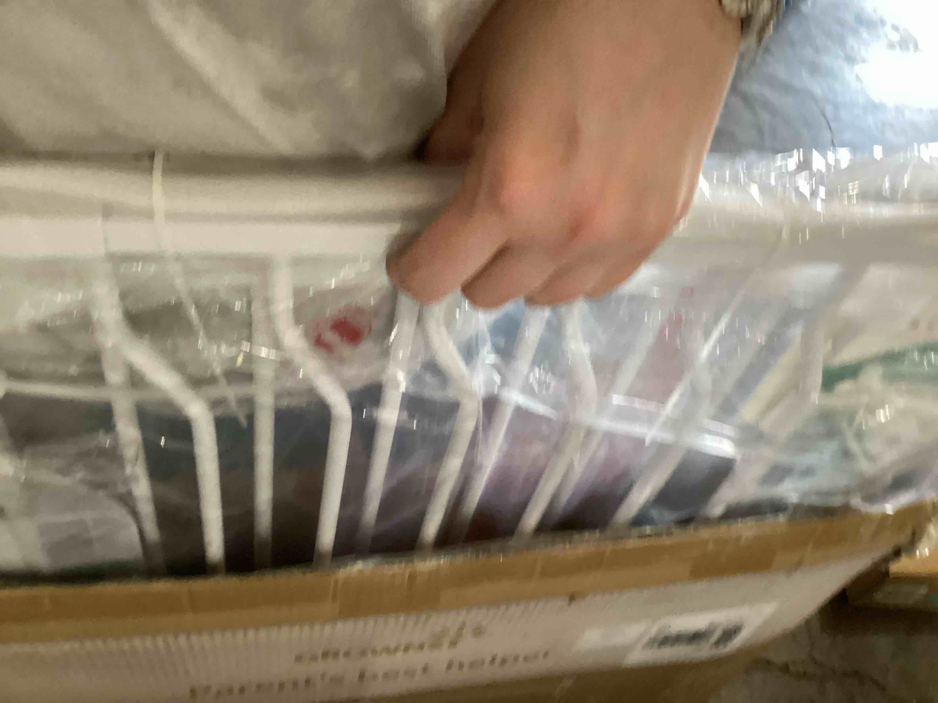 https://s3.amazonaws.com/lotting-images-prod/bidfta/BLU5999242_1727118757244.jpeg