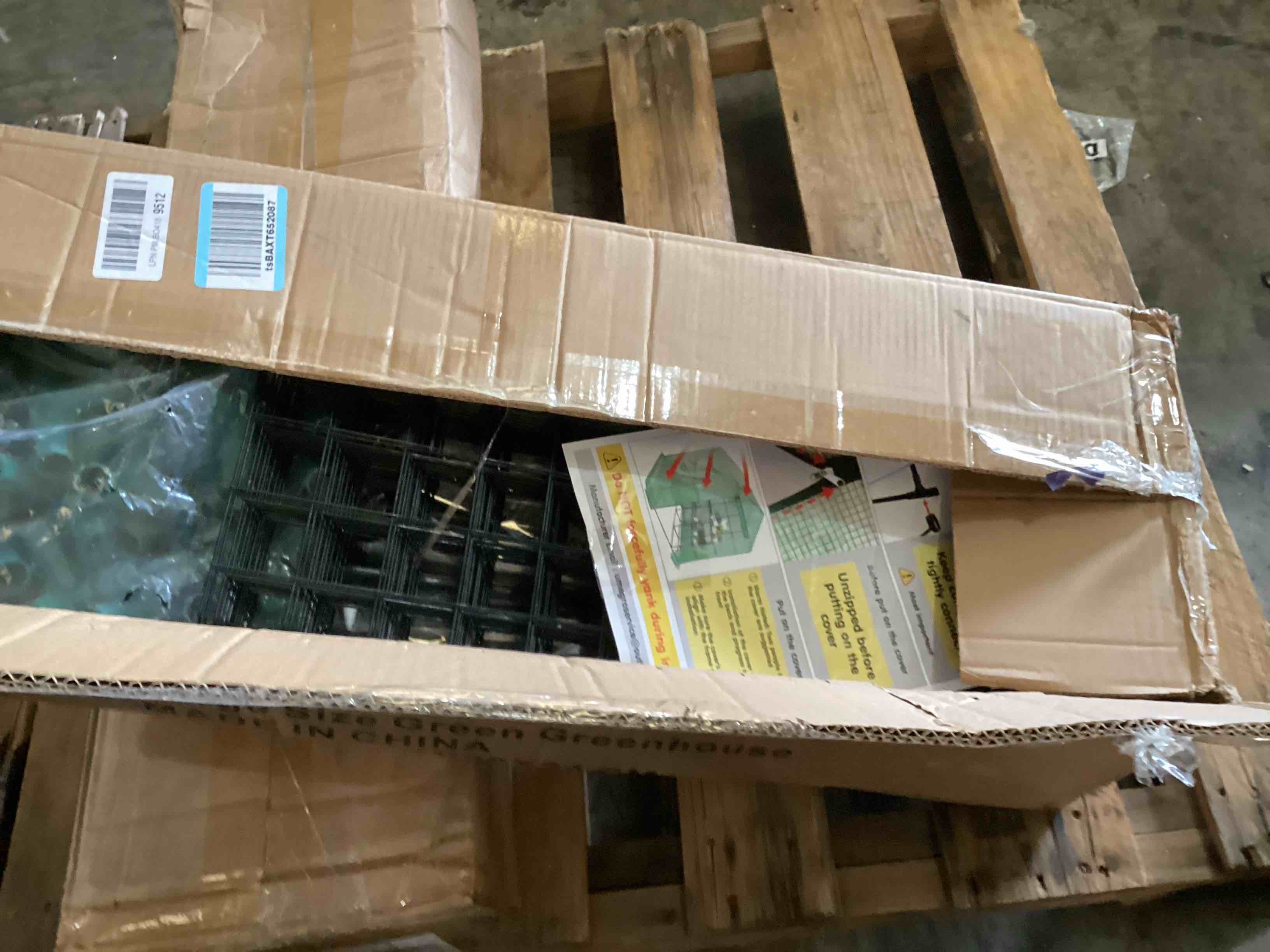 https://s3.amazonaws.com/lotting-images-prod/bidfta/BLU5999263_1727120776736.jpeg
