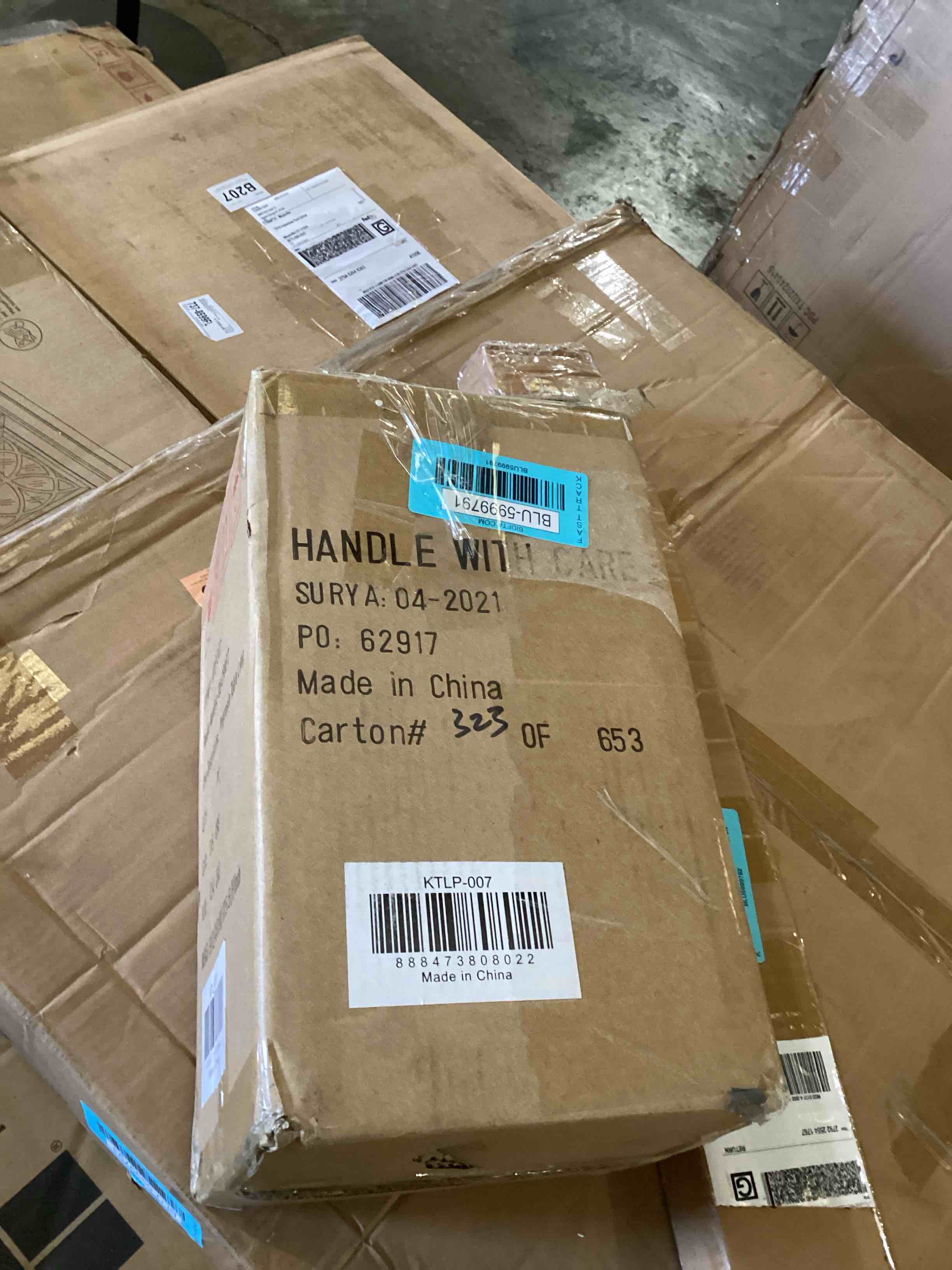 https://s3.amazonaws.com/lotting-images-prod/bidfta/BLU5999791_1727723729884.jpeg