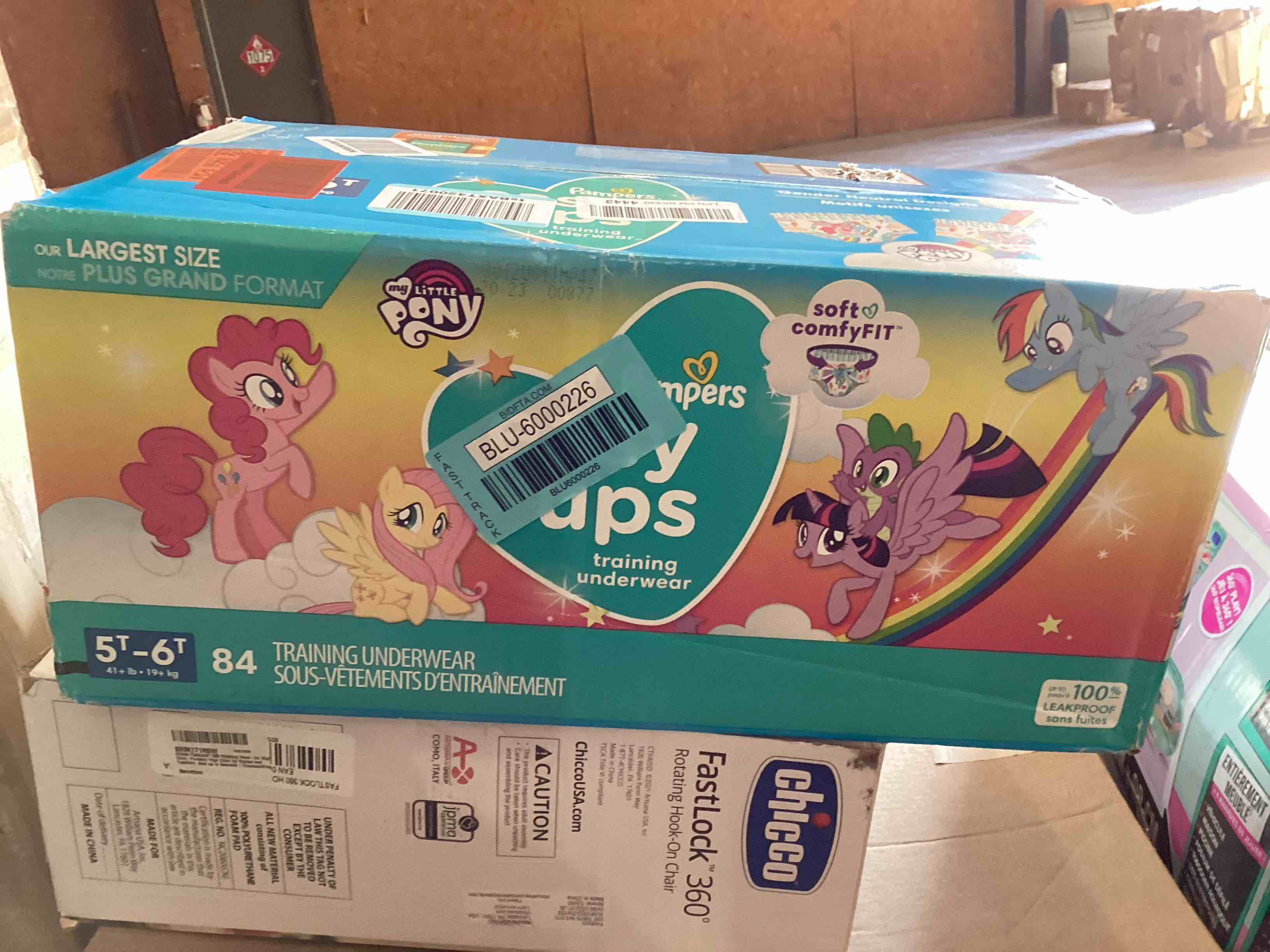 https://s3.amazonaws.com/lotting-images-prod/bidfta/BLU6000226_1728049819112.jpeg