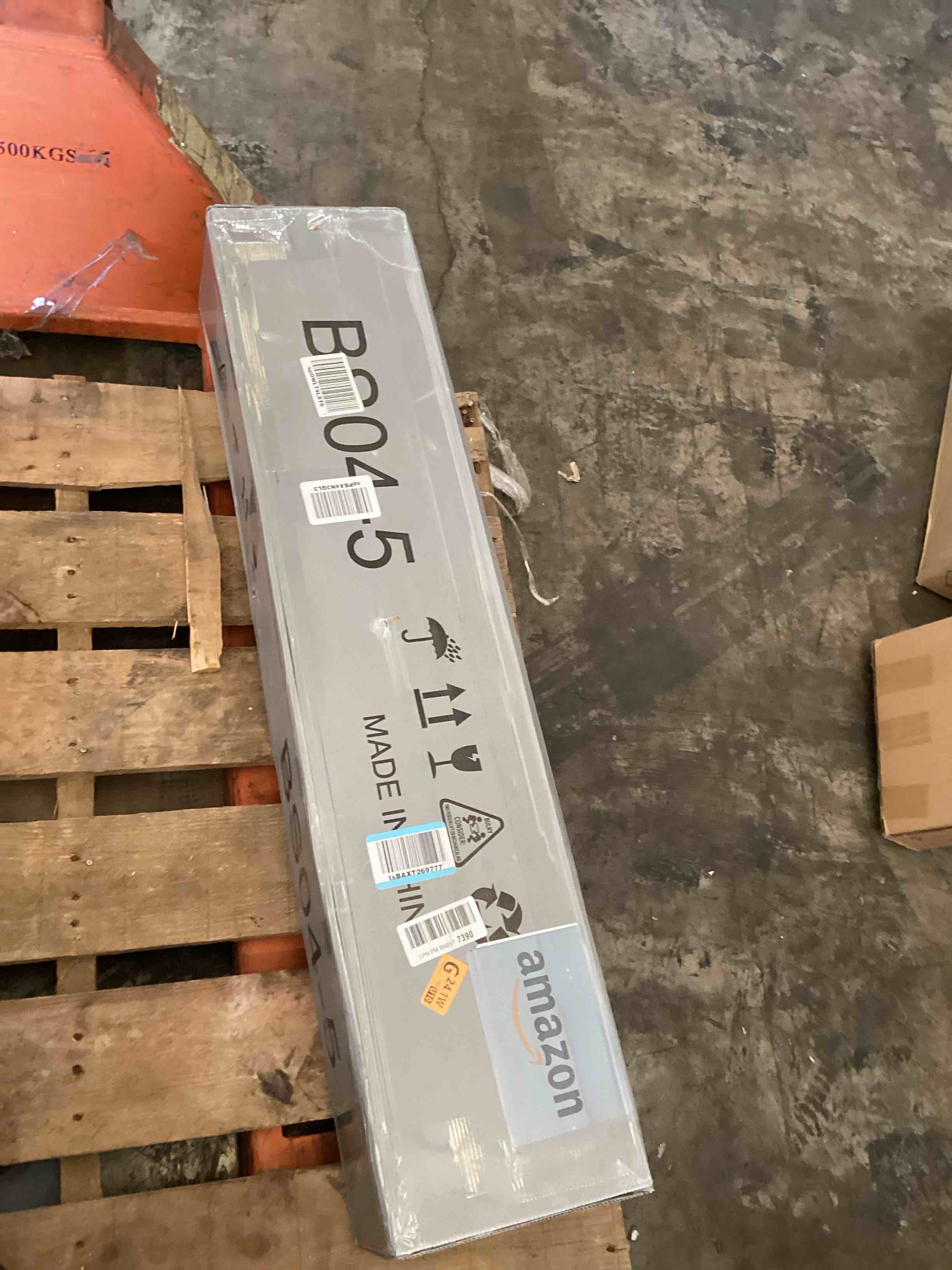 https://s3.amazonaws.com/lotting-images-prod/bidfta/BLU6000243_1728053061320.jpeg