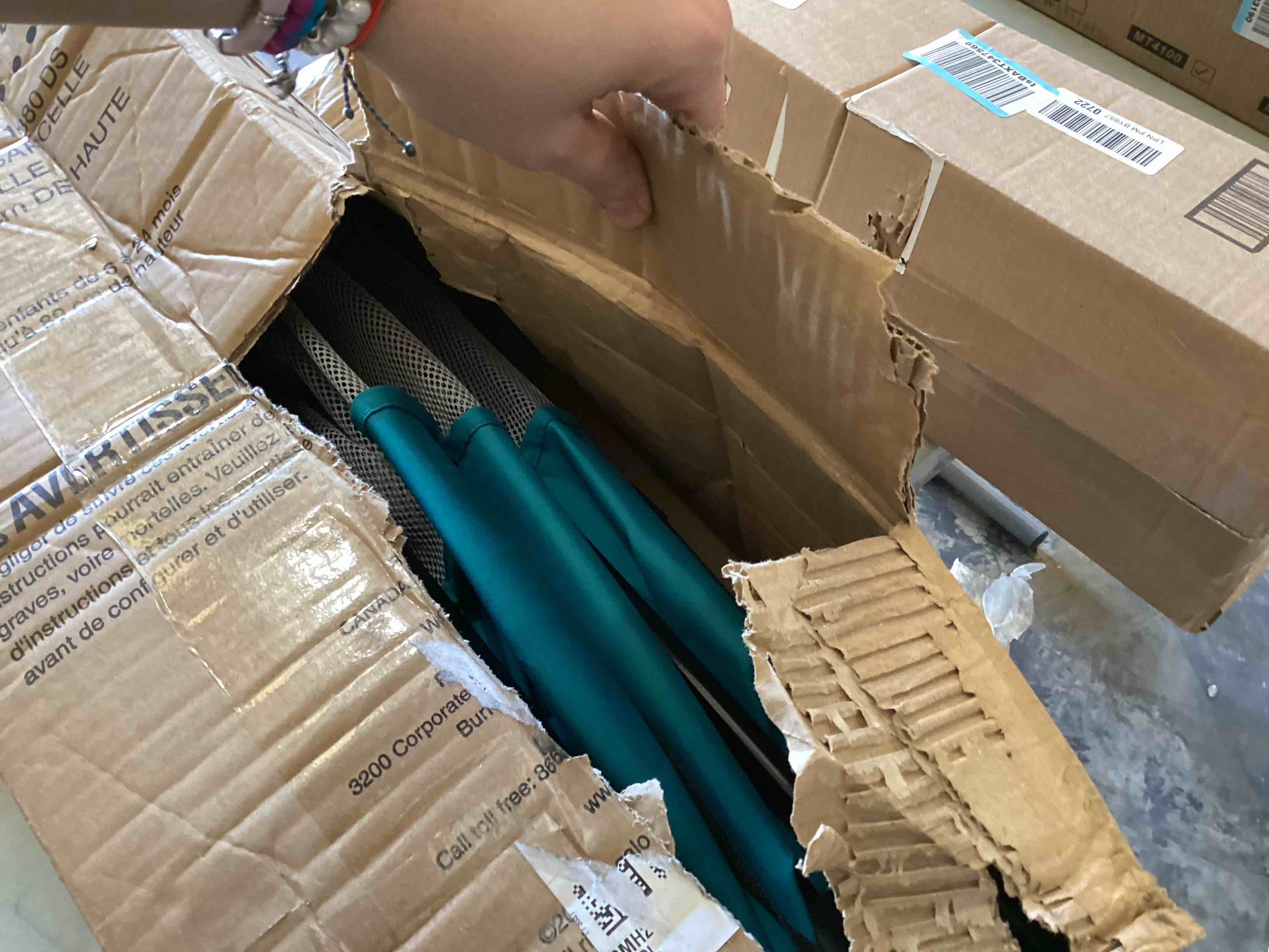 https://s3.amazonaws.com/lotting-images-prod/bidfta/BLU6000246_1728053859258.jpeg