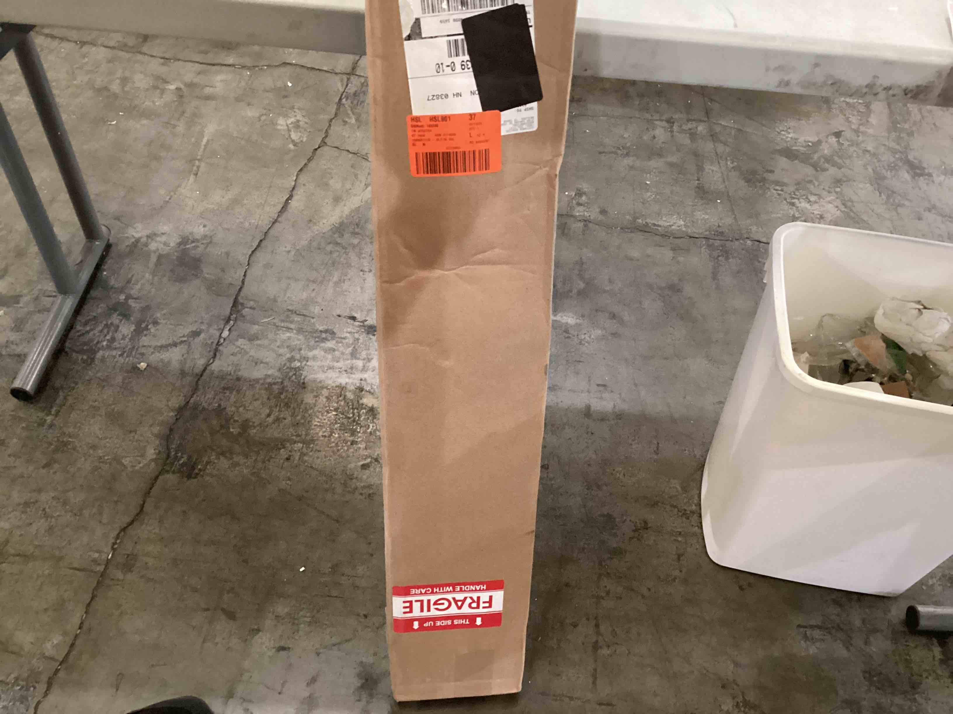 https://s3.amazonaws.com/lotting-images-prod/bidfta/BLU6004535_1718196949042.jpeg