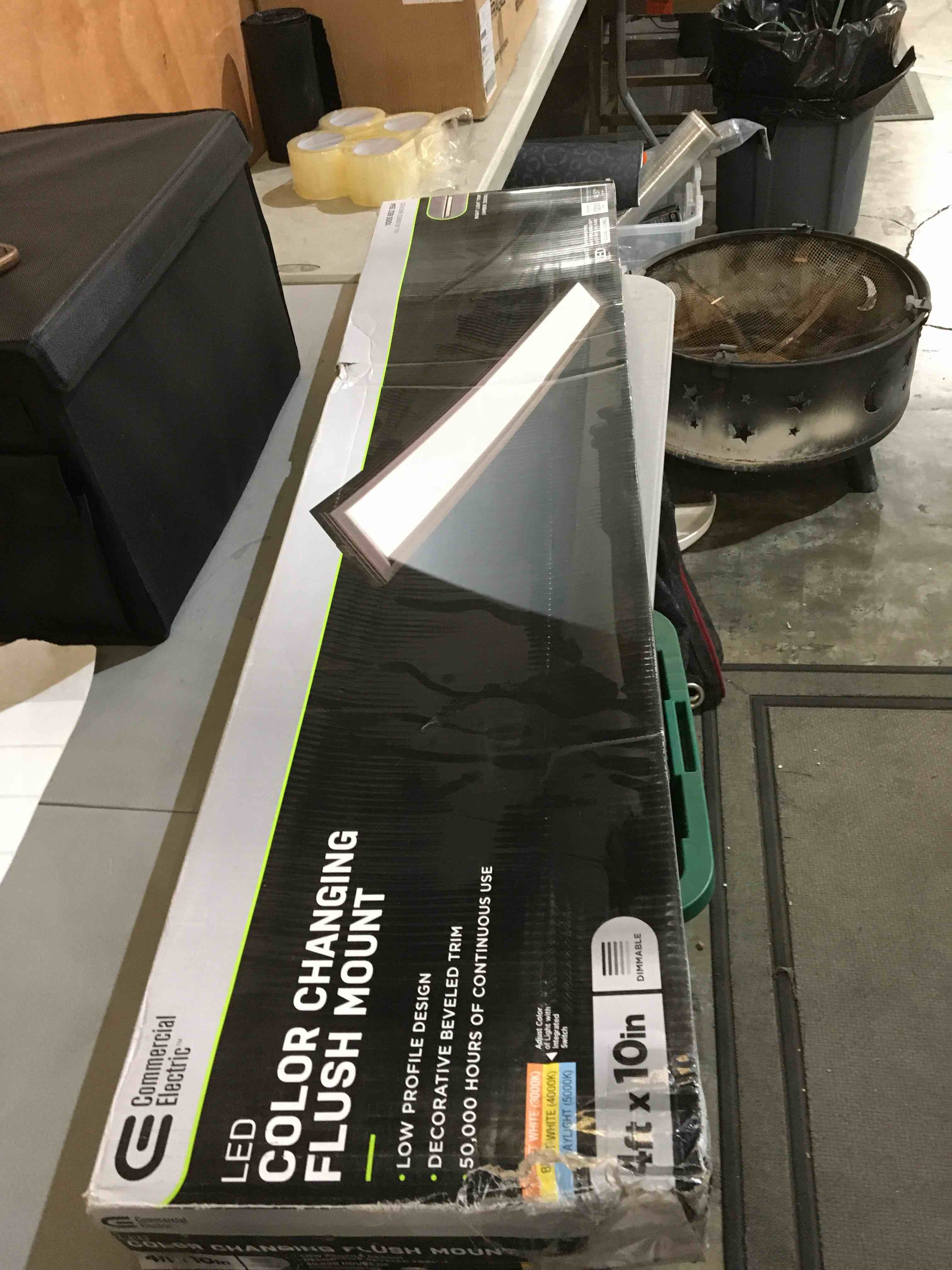https://s3.amazonaws.com/lotting-images-prod/bidfta/BLU6005061_1716405582536.jpeg