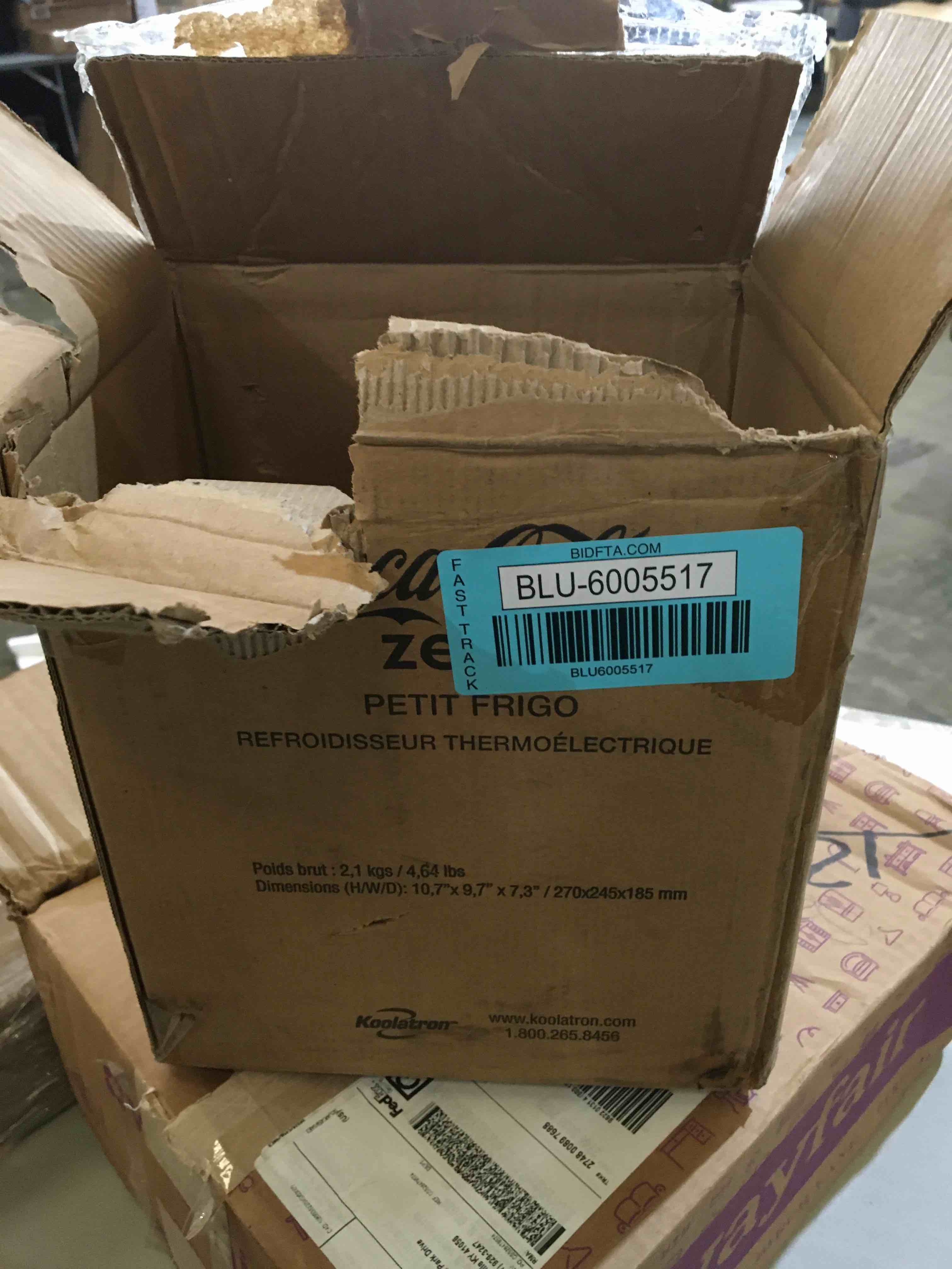 https://s3.amazonaws.com/lotting-images-prod/bidfta/BLU6005517_1717685708800.jpeg