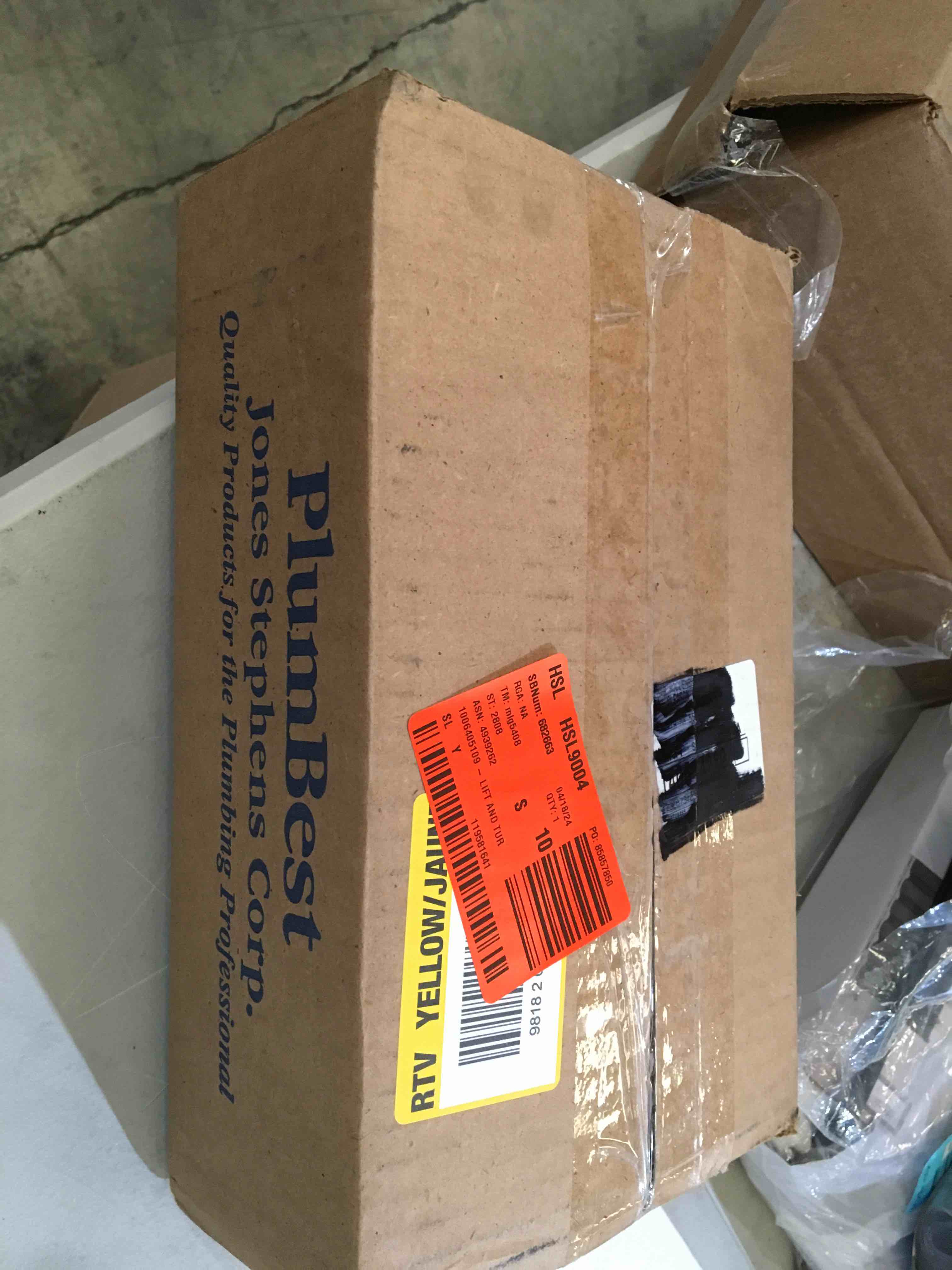 https://s3.amazonaws.com/lotting-images-prod/bidfta/BLU6005722_1718205566009.jpeg