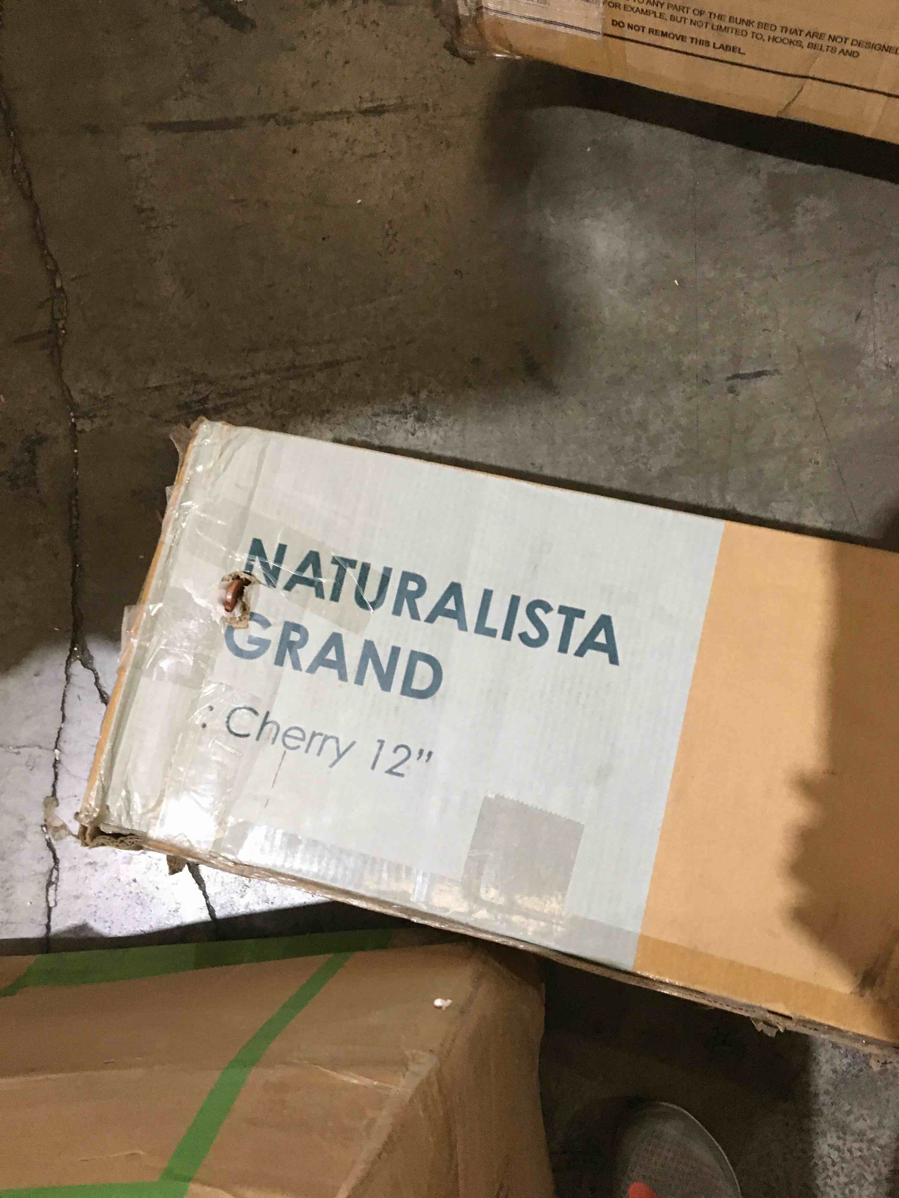 https://s3.amazonaws.com/lotting-images-prod/bidfta/BLU6007229_1723572028184.jpeg