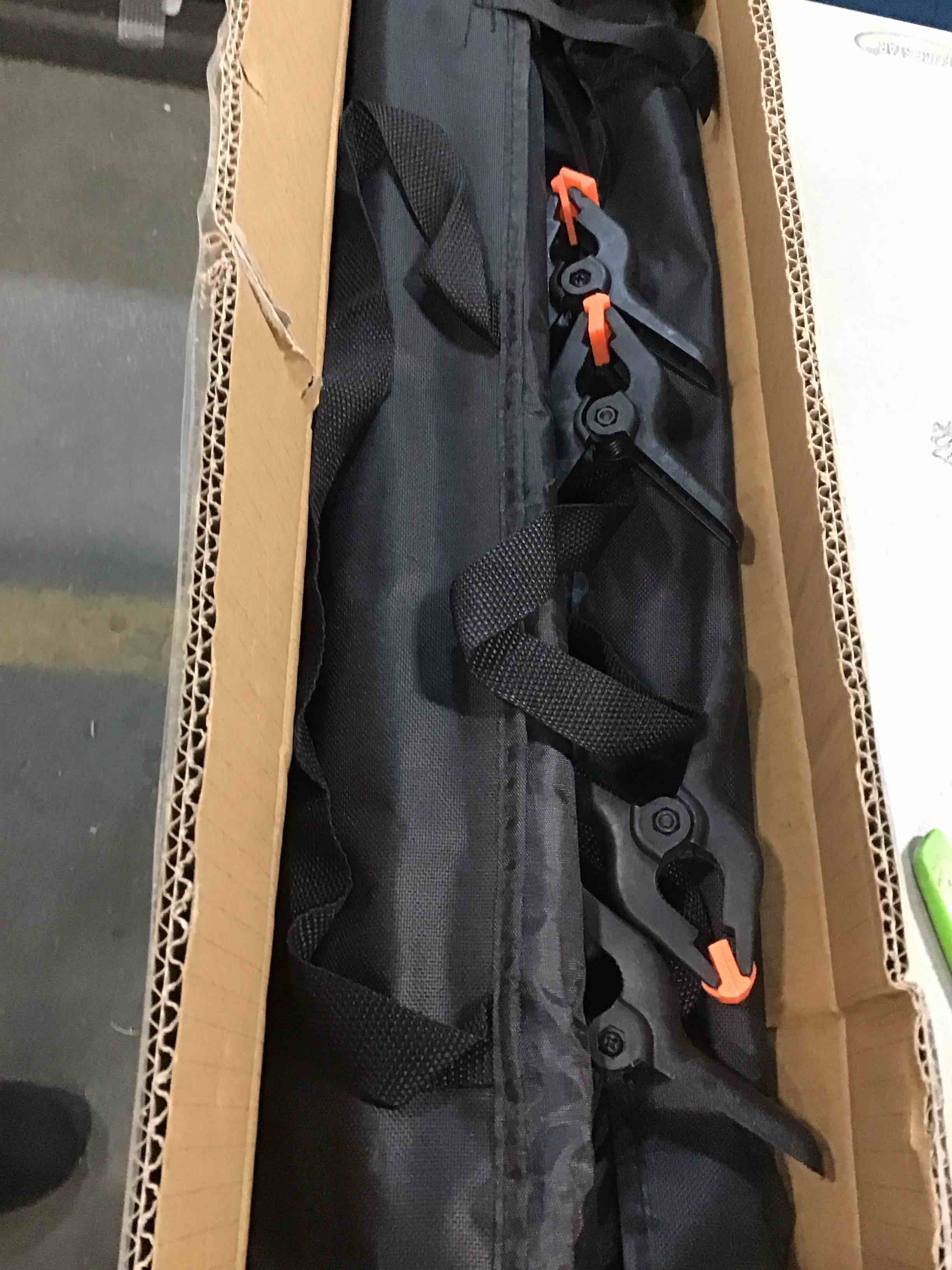 https://s3.amazonaws.com/lotting-images-prod/bidfta/BLU6007949_1707937631496.jpeg